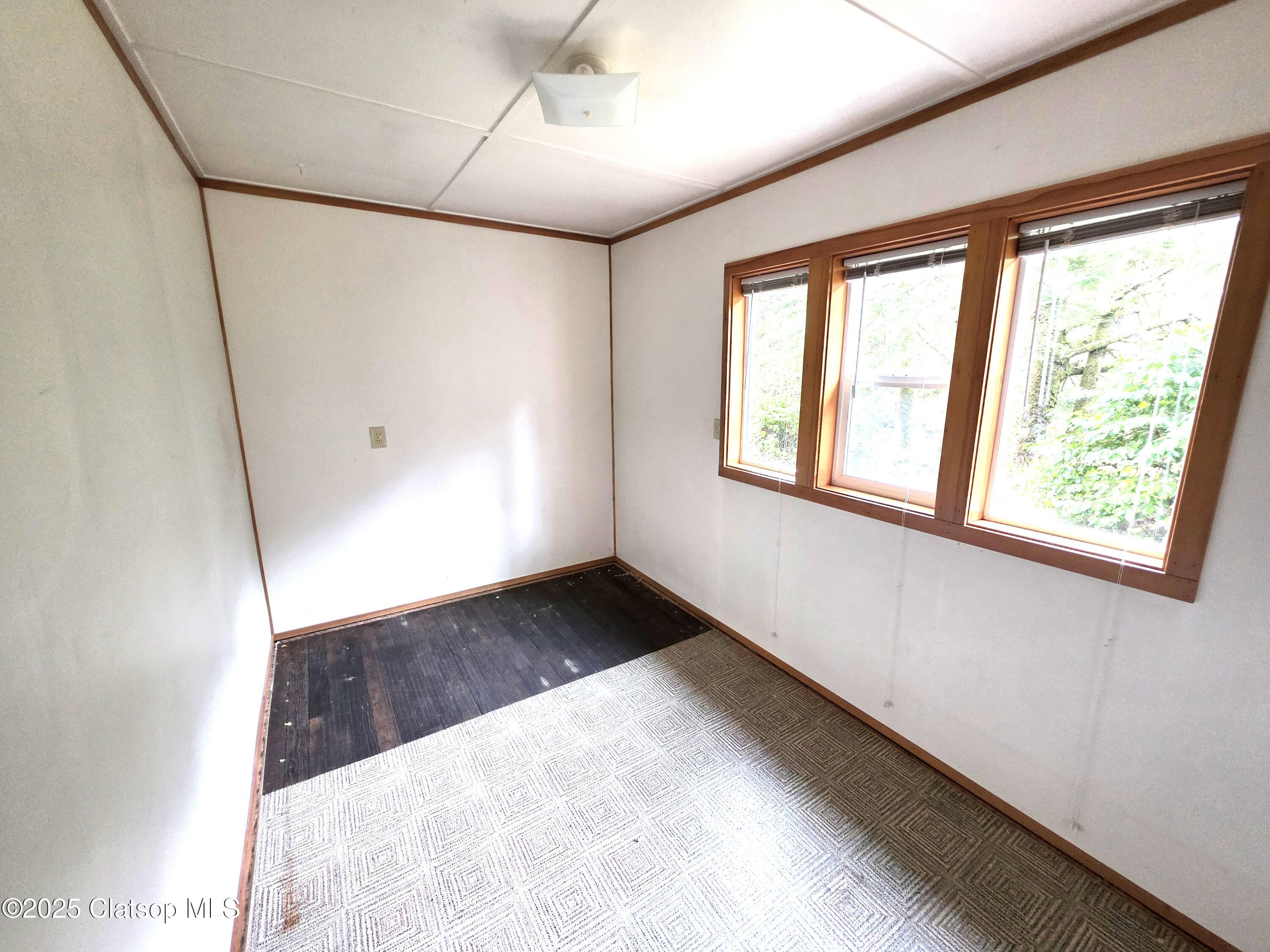 79906 Greenleaf Road Property Photo 14