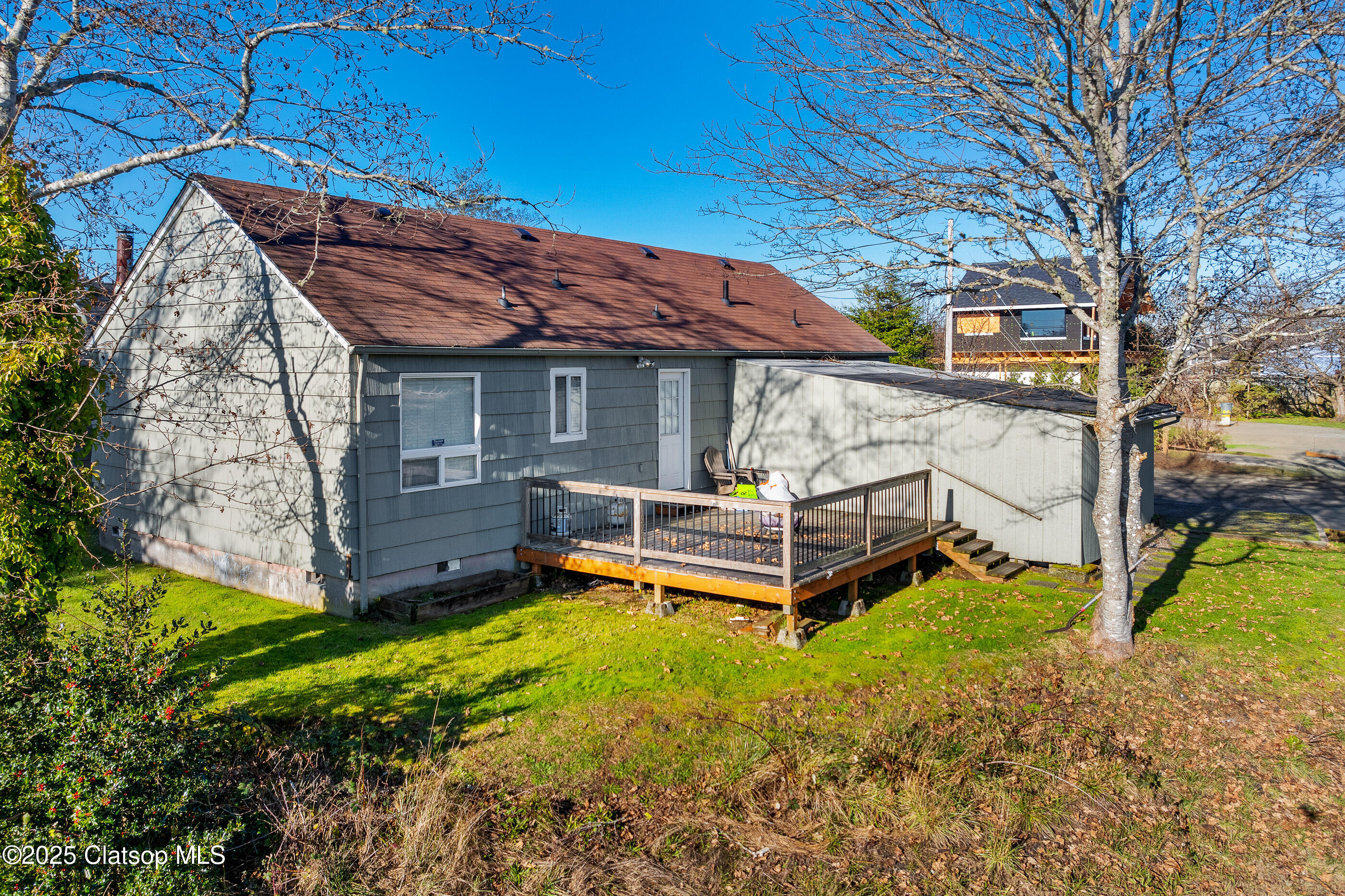 1299 6th Avenue Property Photo 5