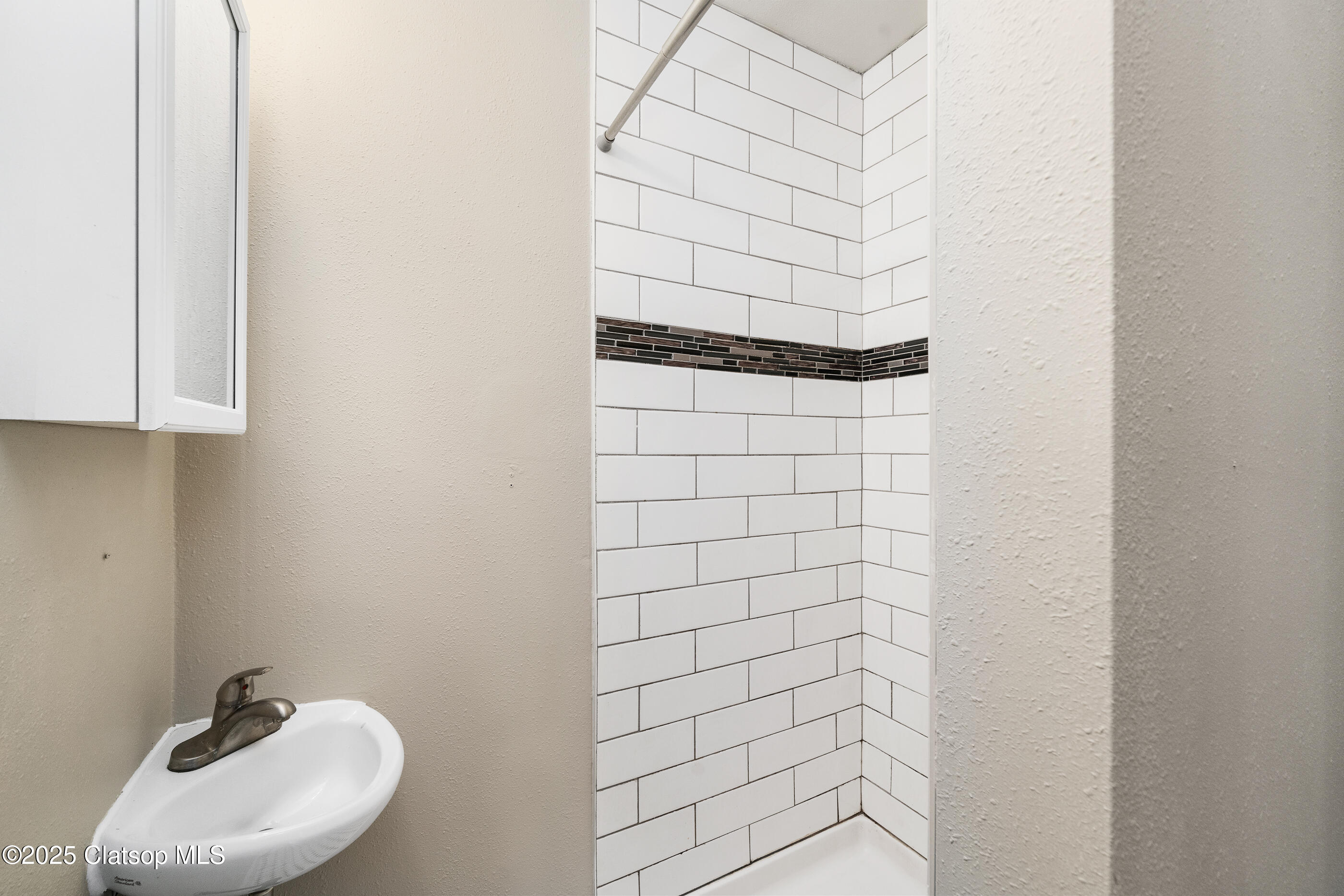 1299 6th Avenue Property Photo 13