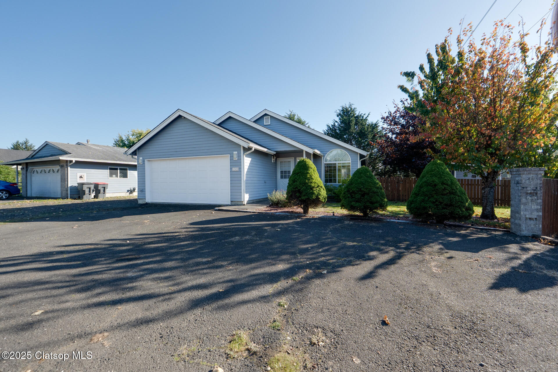 1309 Cottonwood Lane Property Photo 2