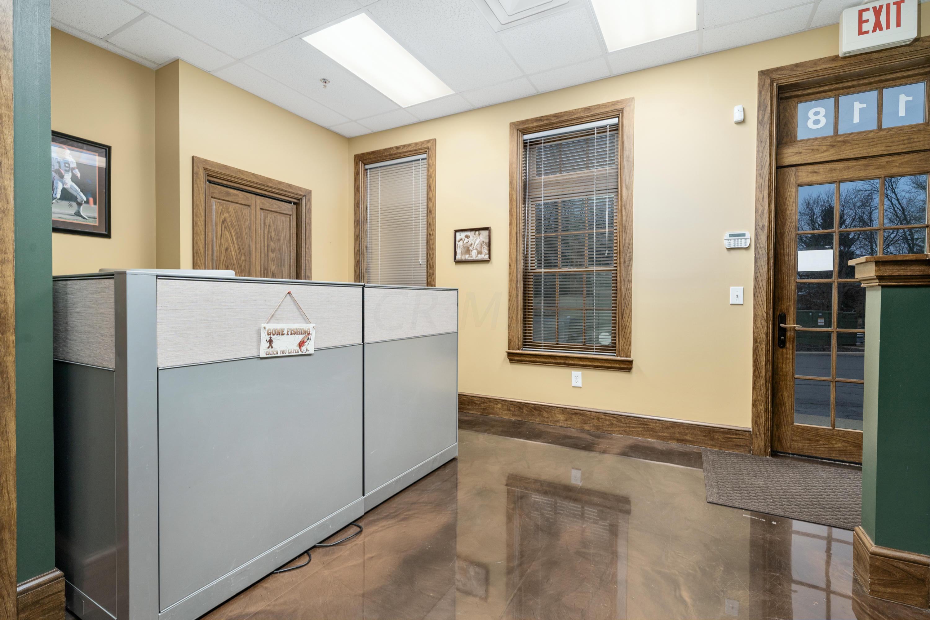 118 E Main Street Property Photo 4