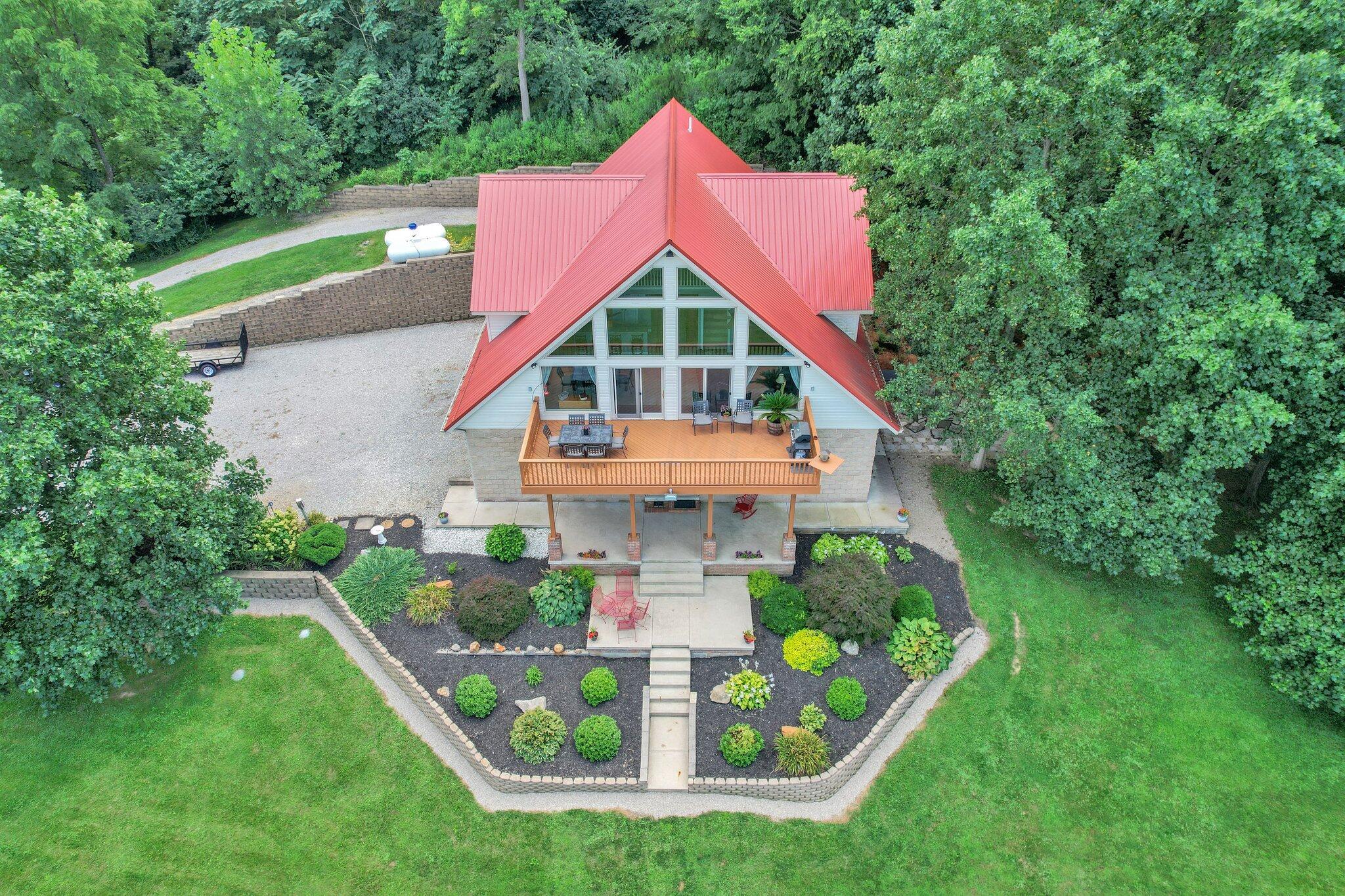 8620 Lower Twin Road Property Photo 1