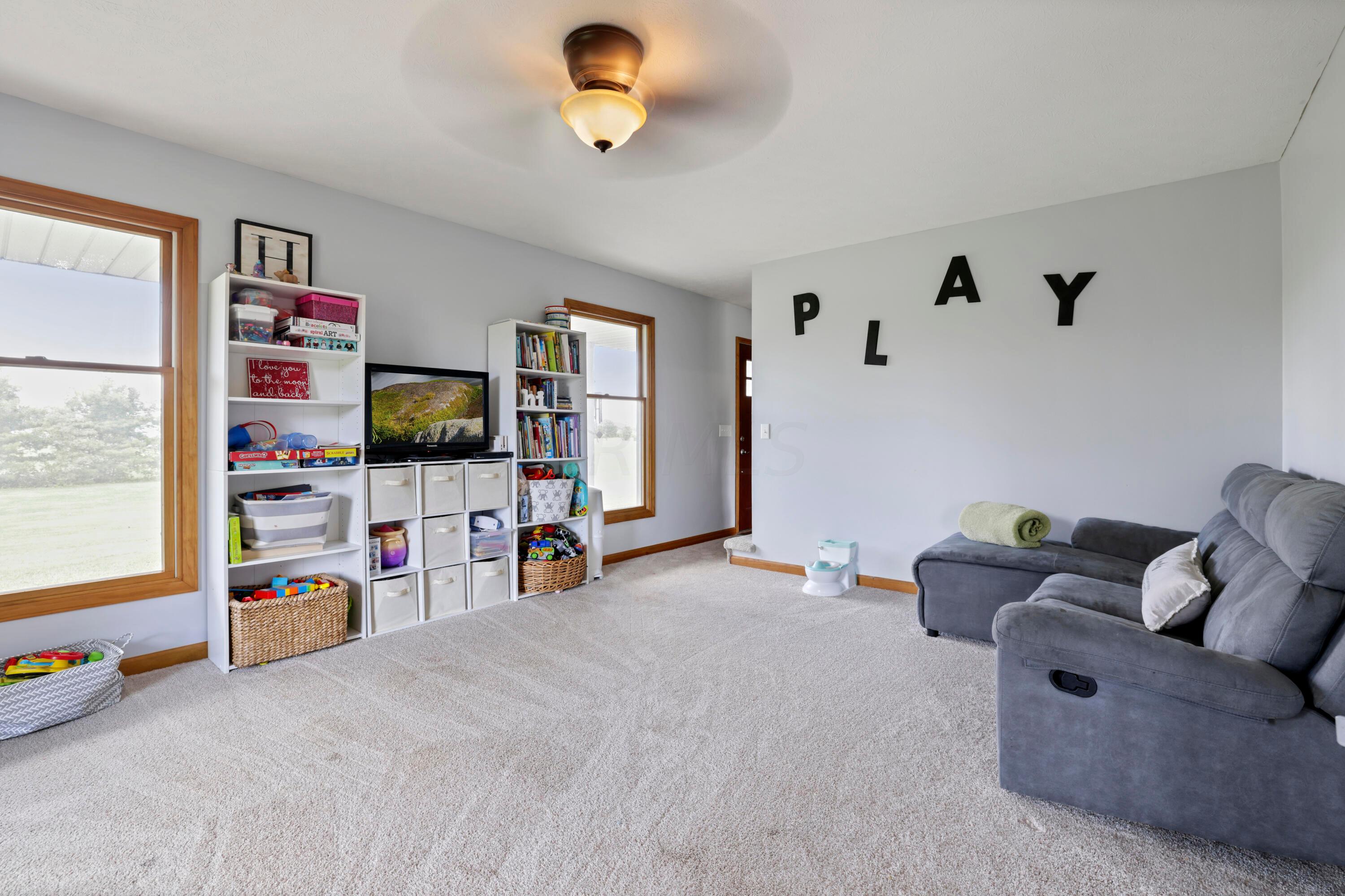 9501 Degood Road Property Photo 8