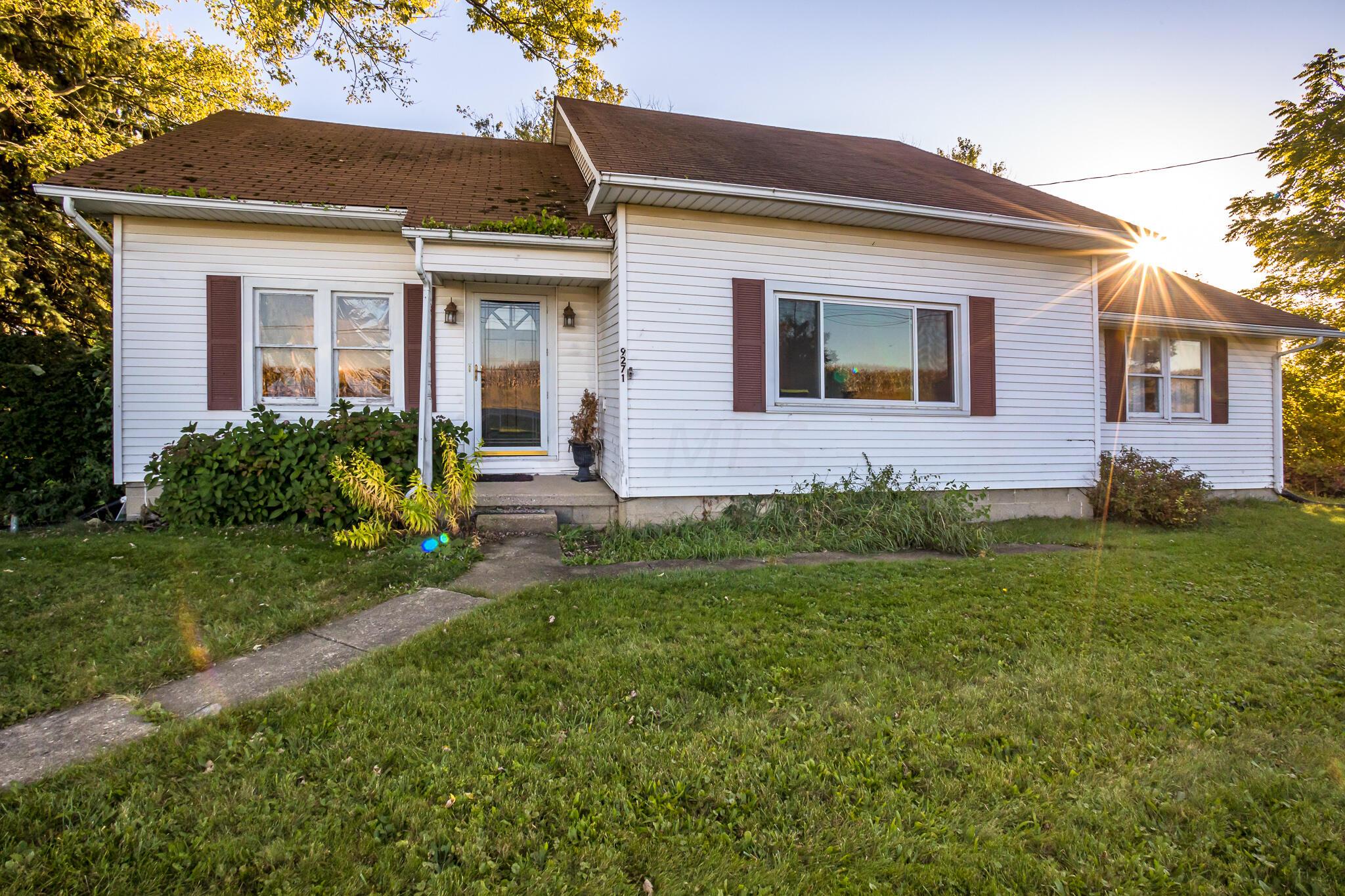 9271 E State Rte 29 Property Photo 1