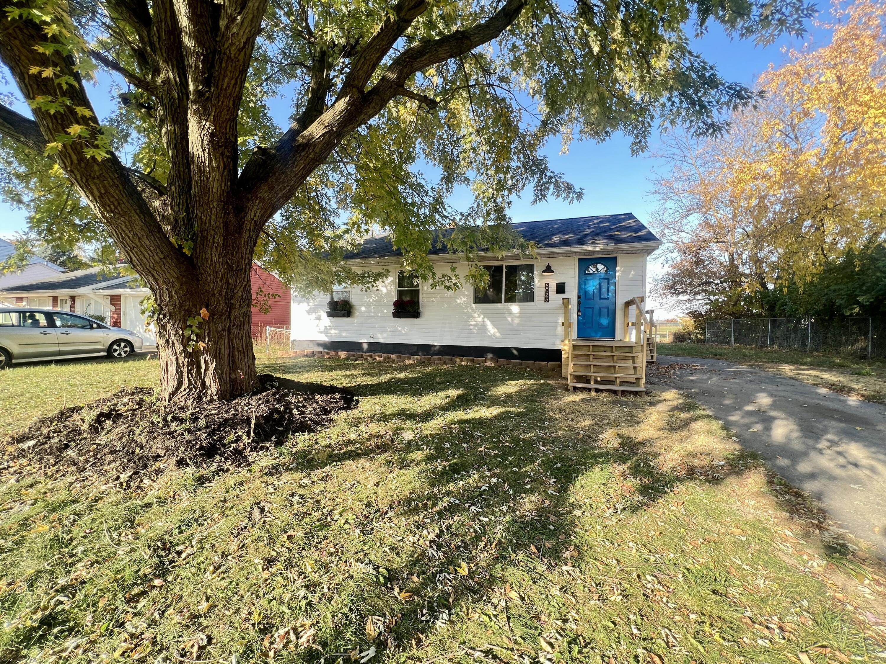 5025 Kenesaw Place Property Photo 1