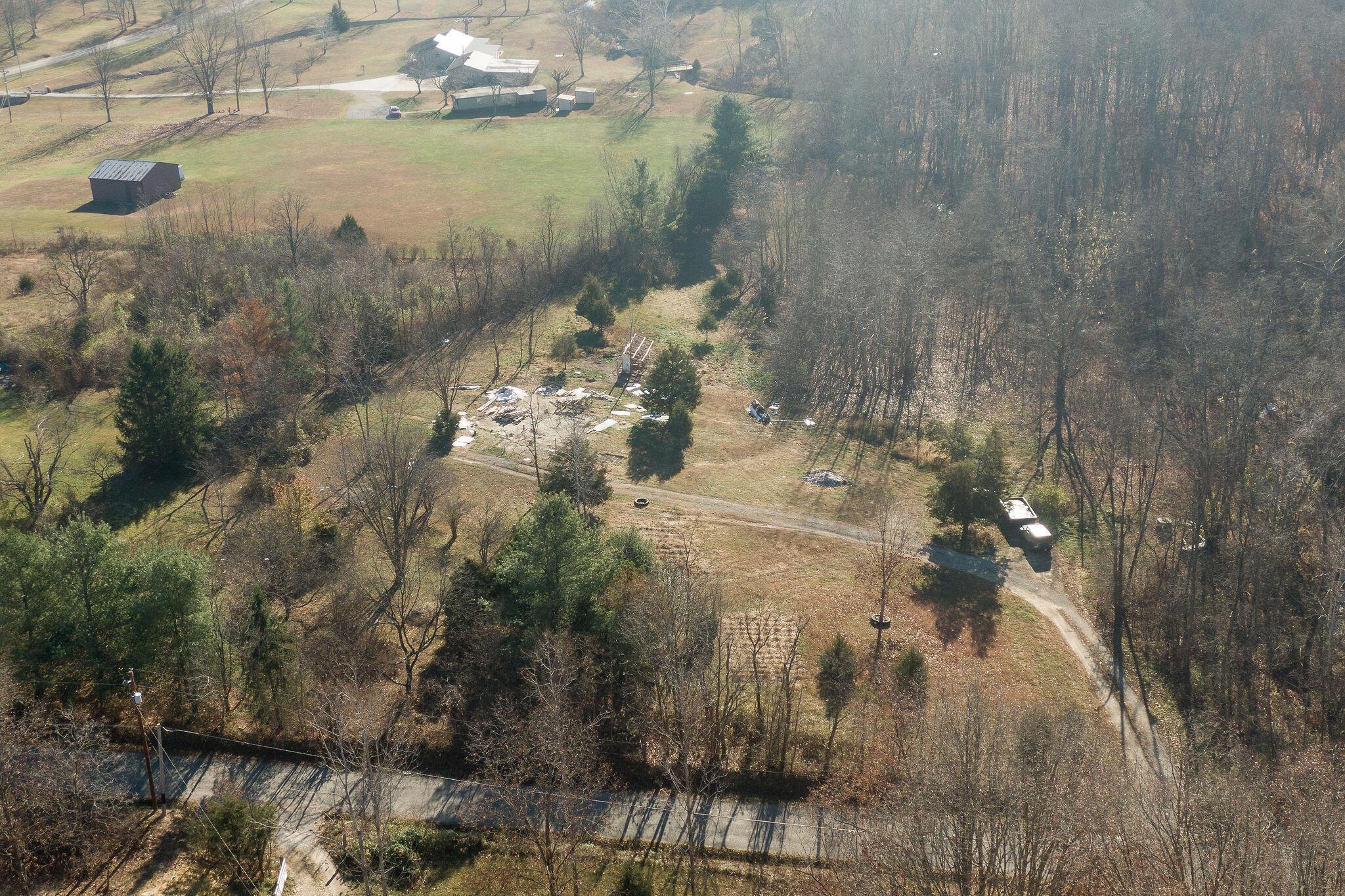 1890 Schaffer Road Property Photo