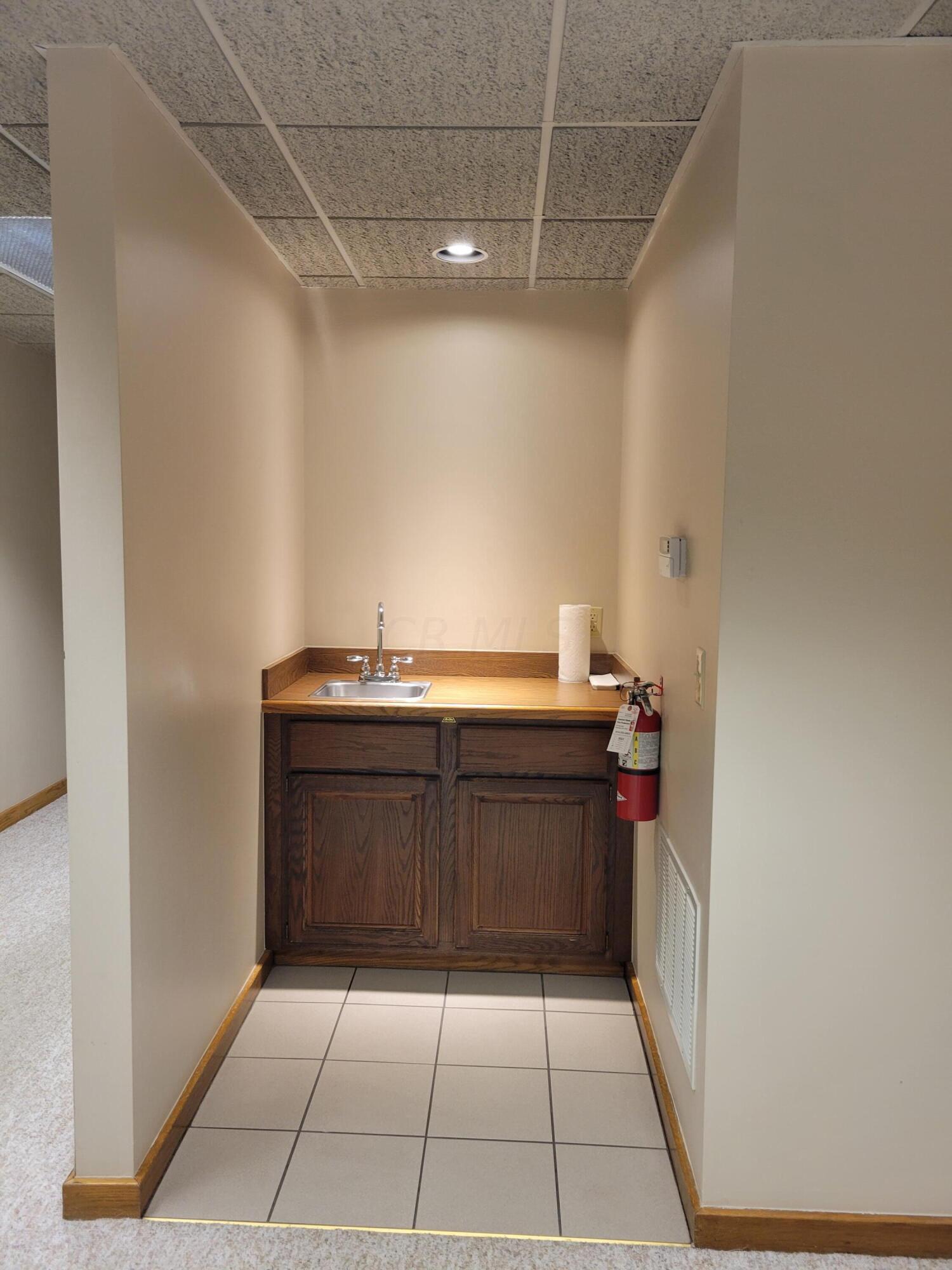 5015 Pine Creek Drive Property Photo 10
