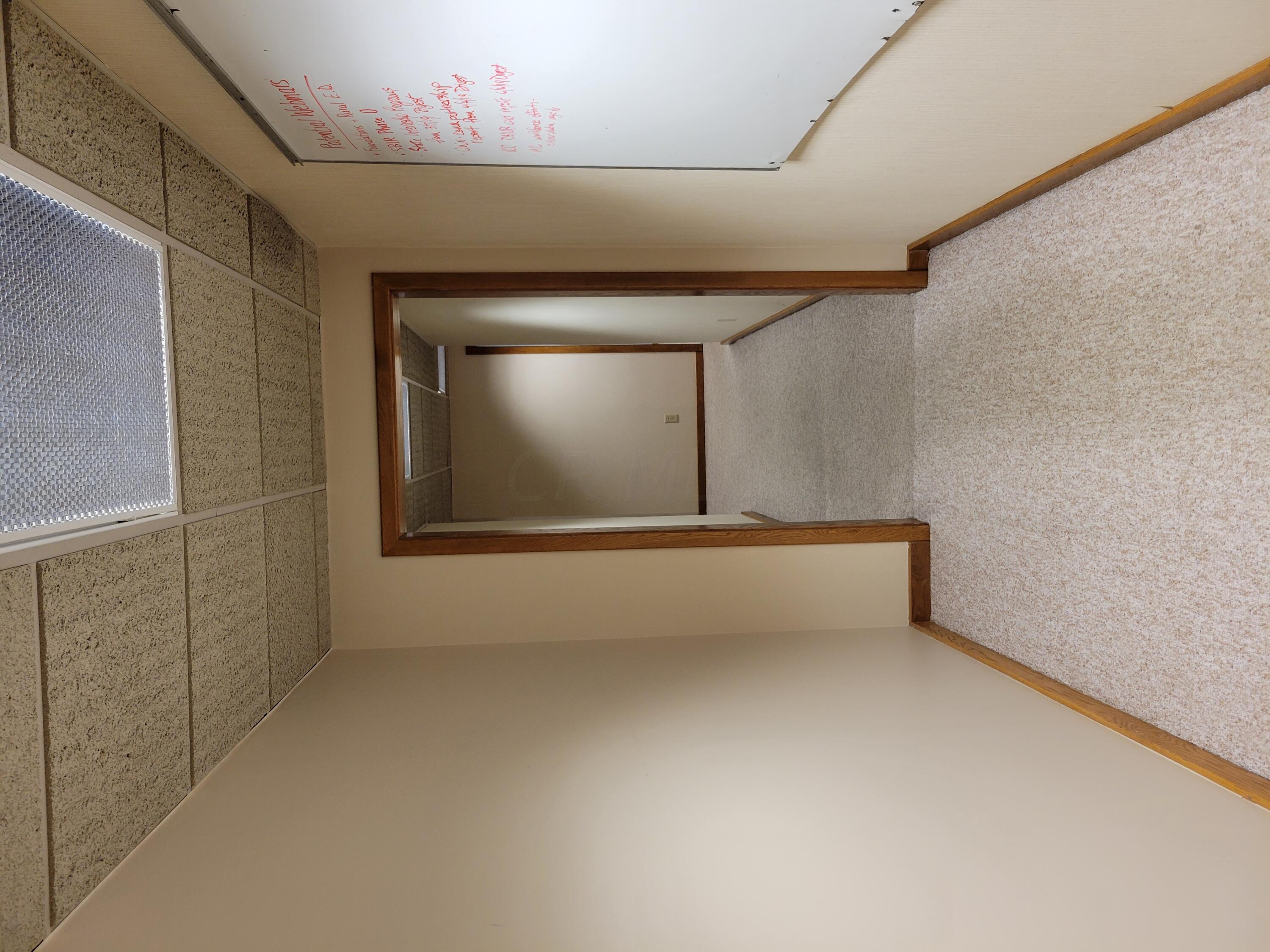 5015 Pine Creek Drive Property Photo 24