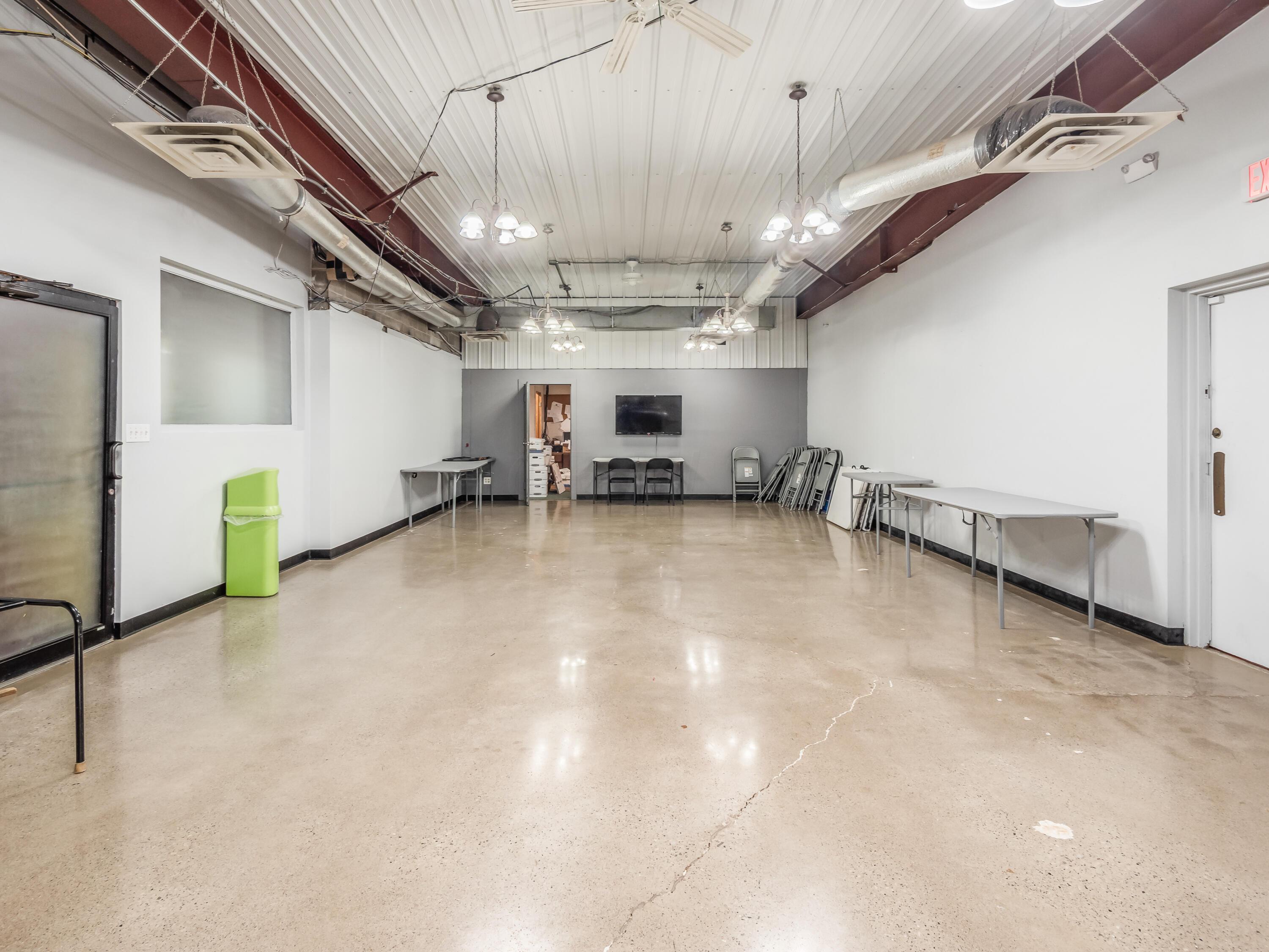1189 Columbus Avenue Property Photo 36