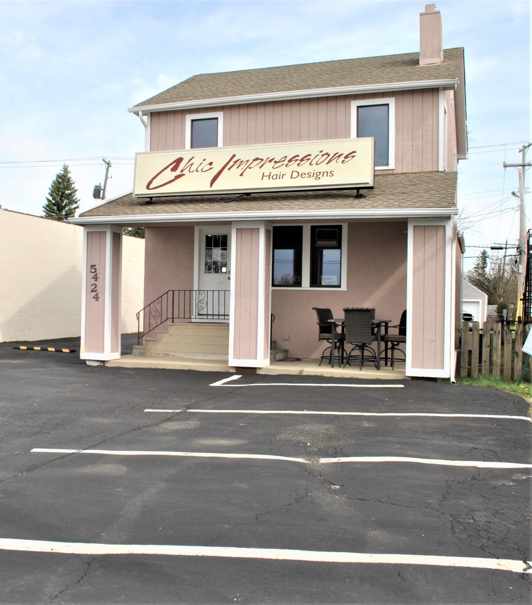 5424 W Broad Street Property Photo 1