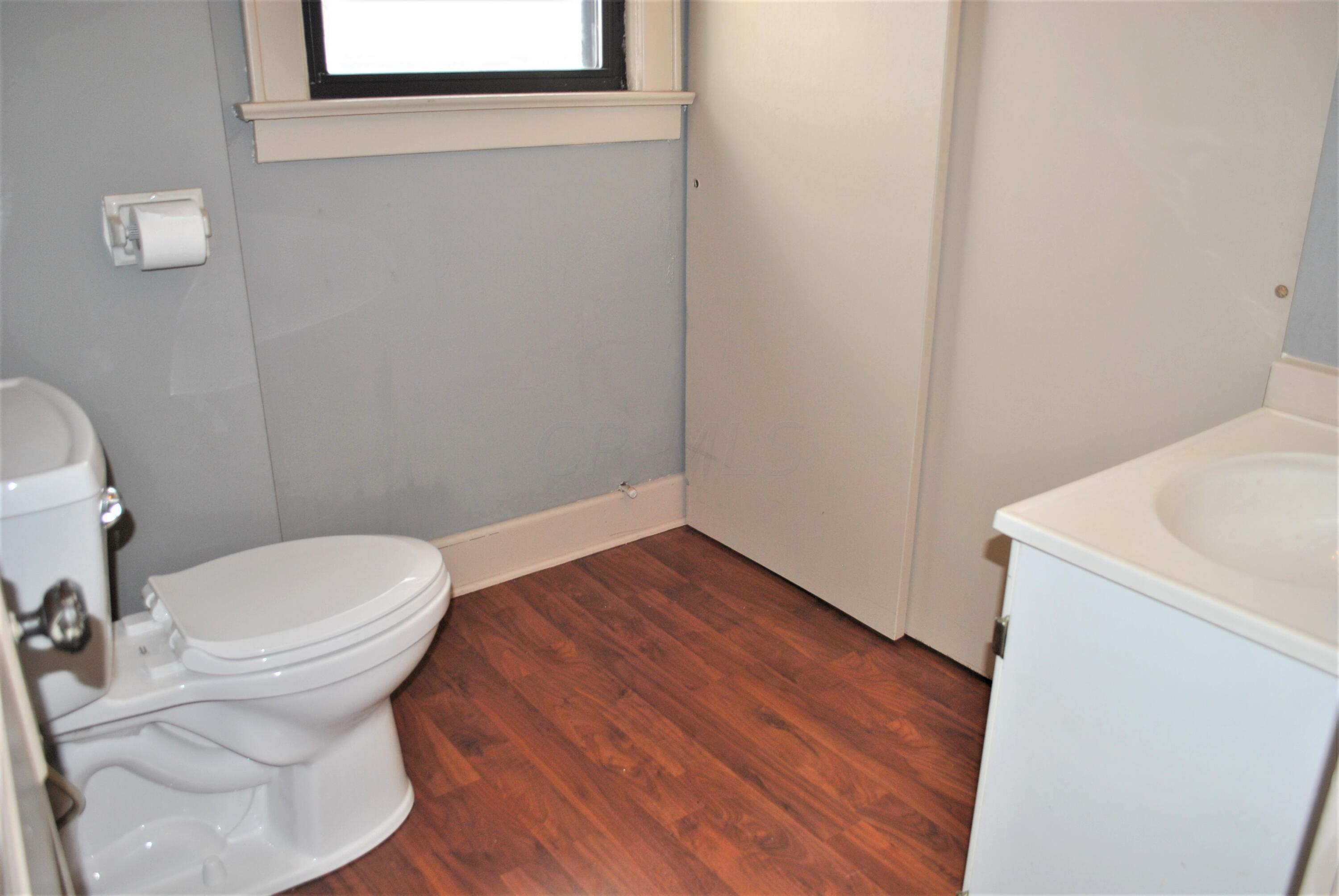 5424 W Broad Street Property Photo 10