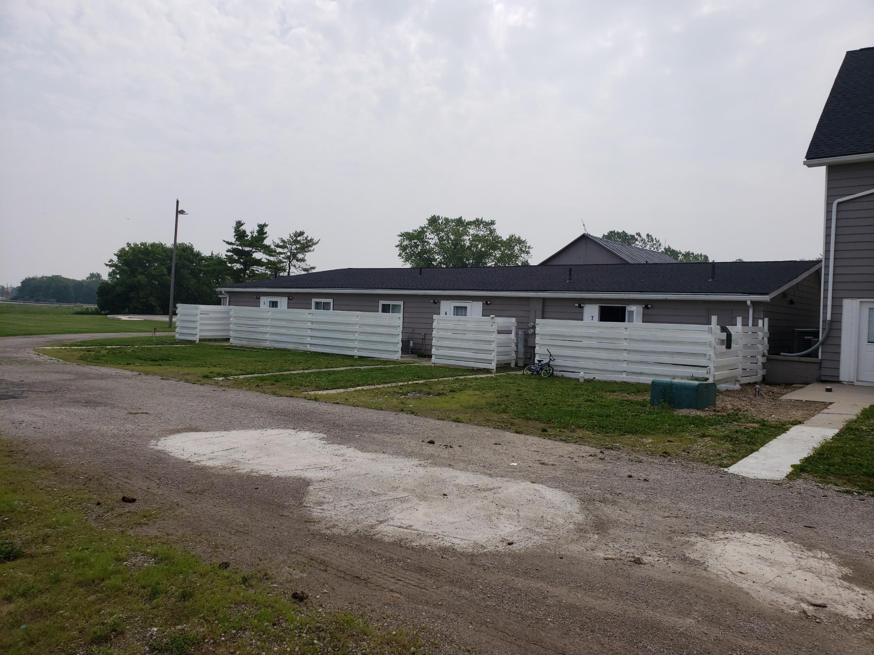 2098 Us Highway 42 S Property Photo 8