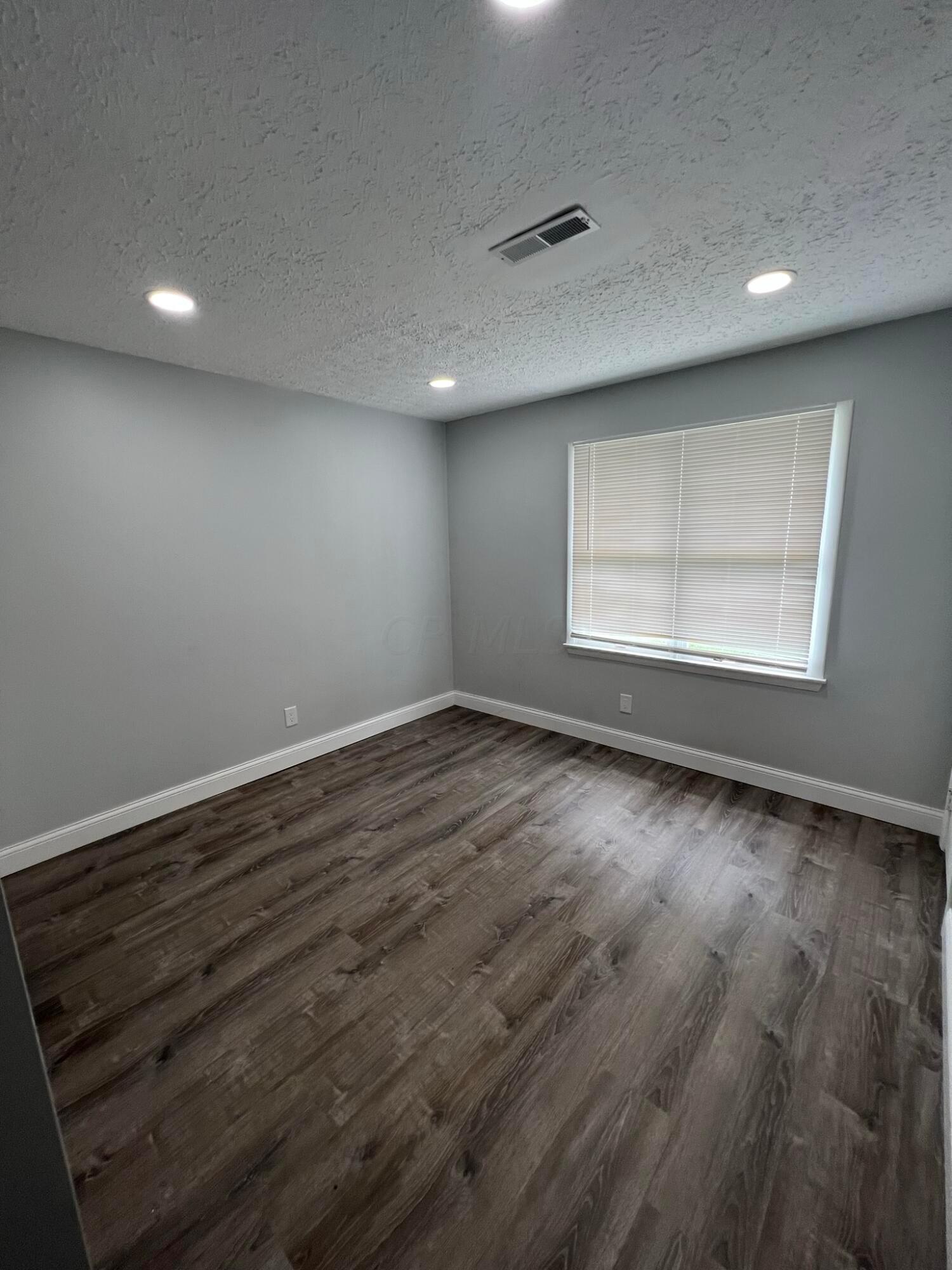 2098 Us Highway 42 S Property Photo 22