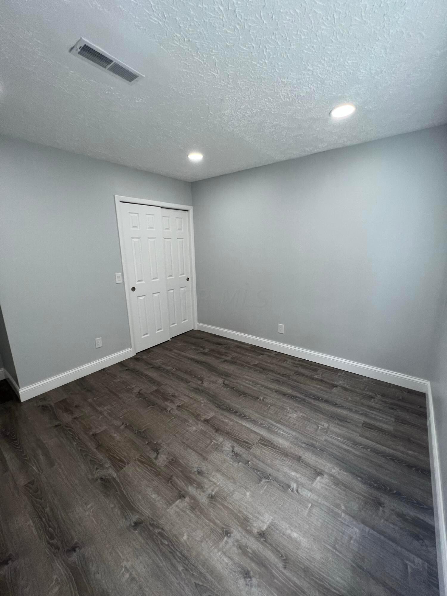 2098 Us Highway 42 S Property Photo 23