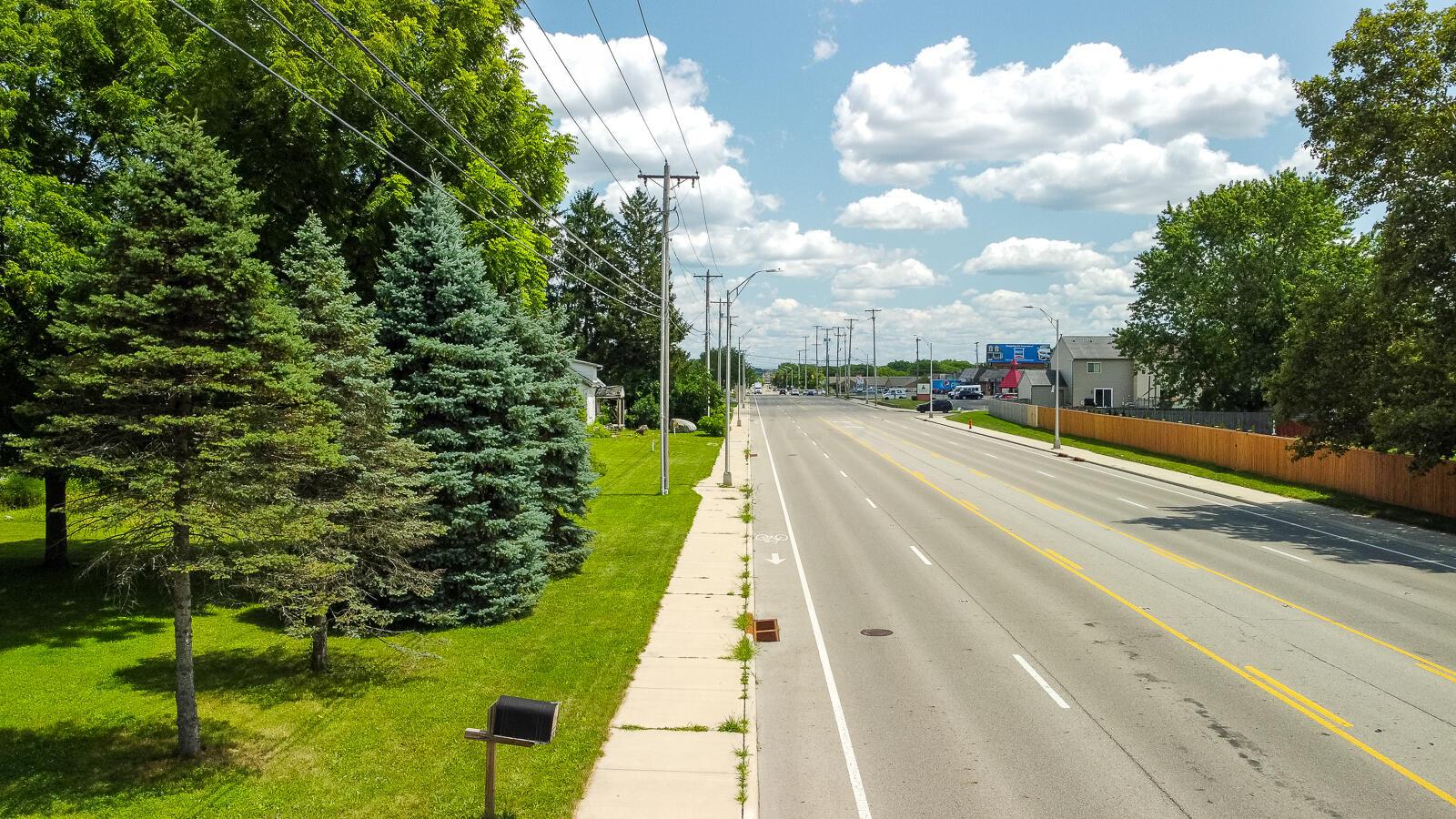 2074 Hard Road Property Photo 4