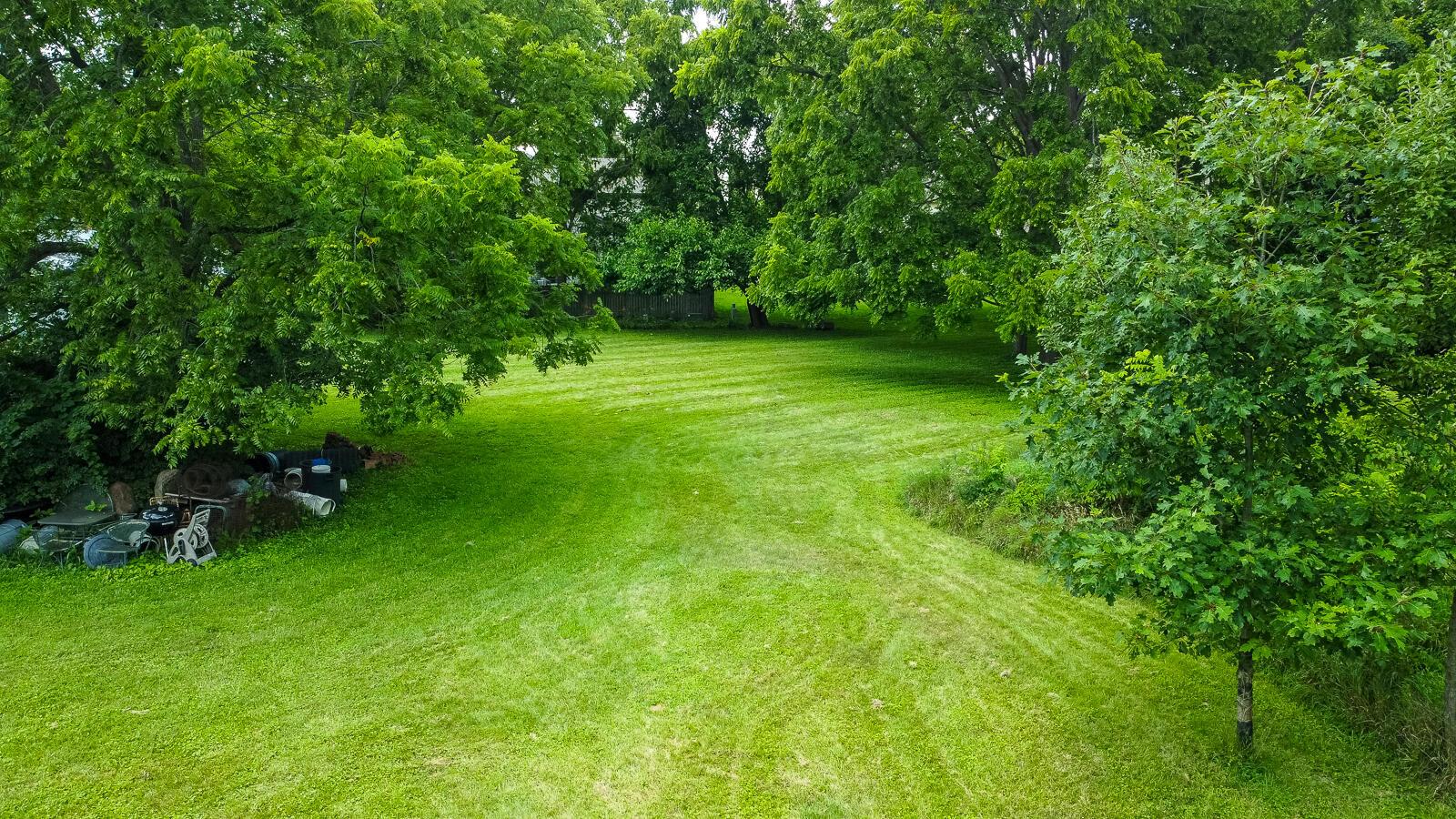 2074 Hard Road Property Photo 8