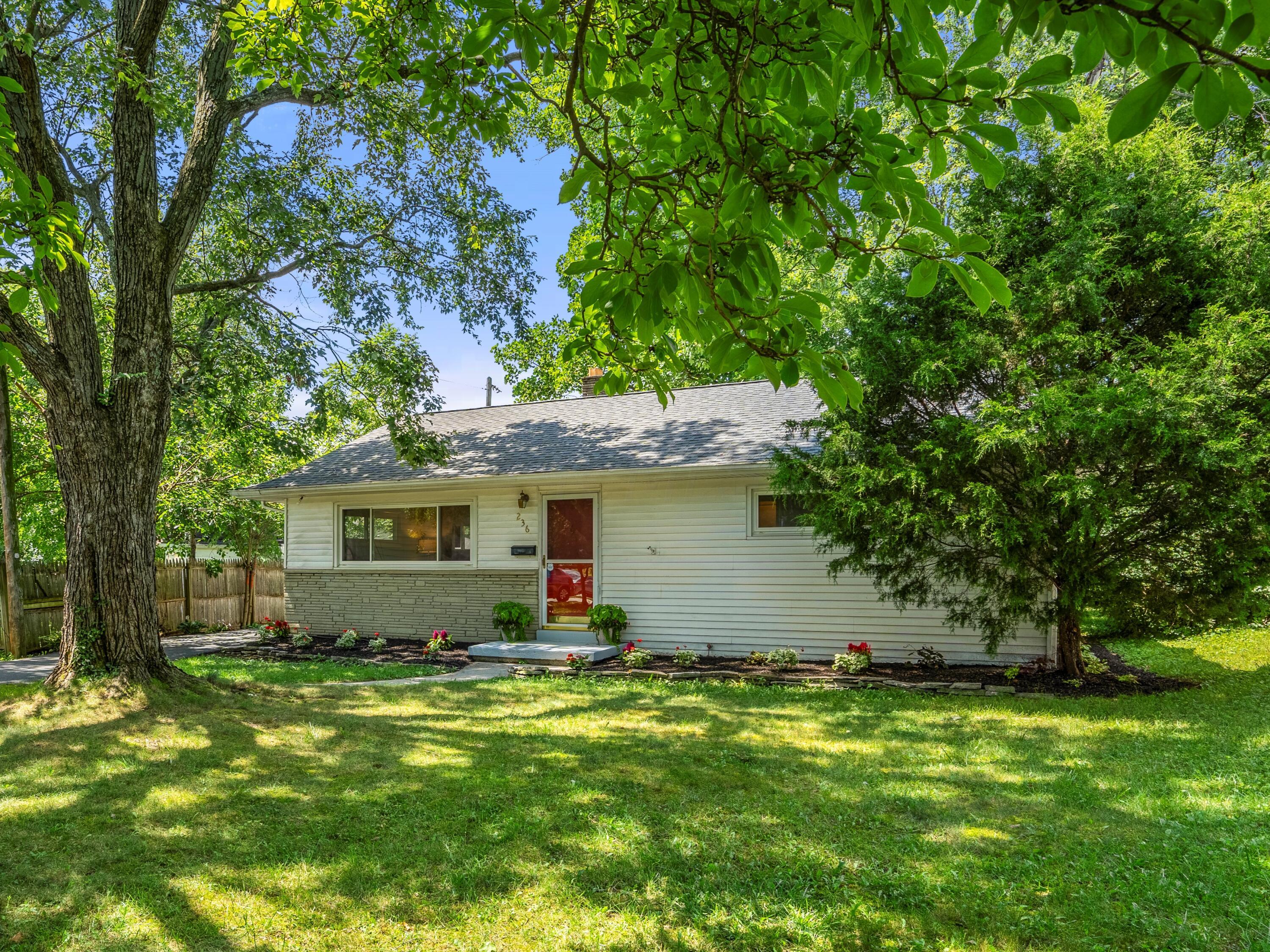 236 Pingree Court Property Photo 1