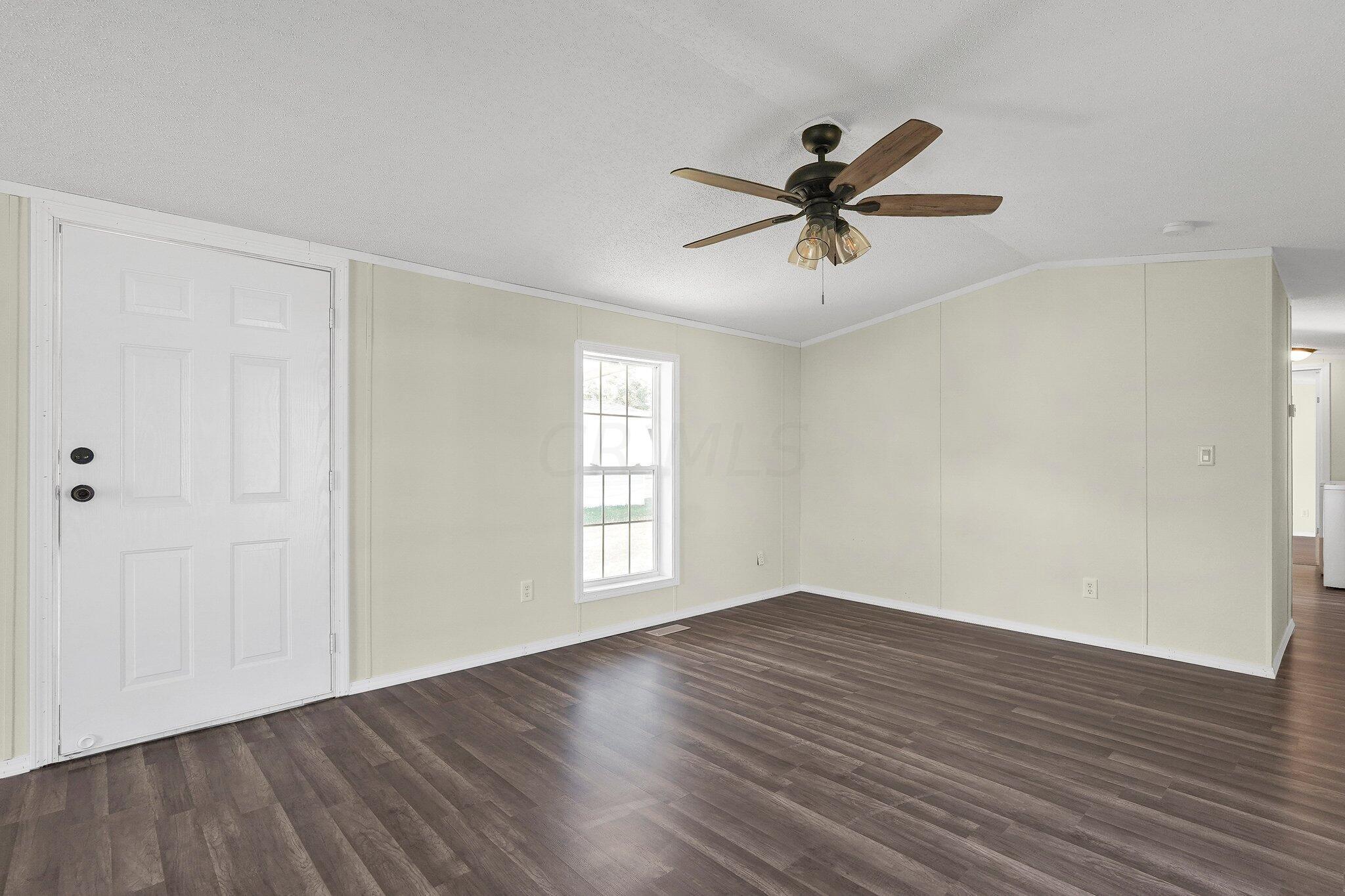 1100 Thornwood Drive Sw, 703 Property Photo 12