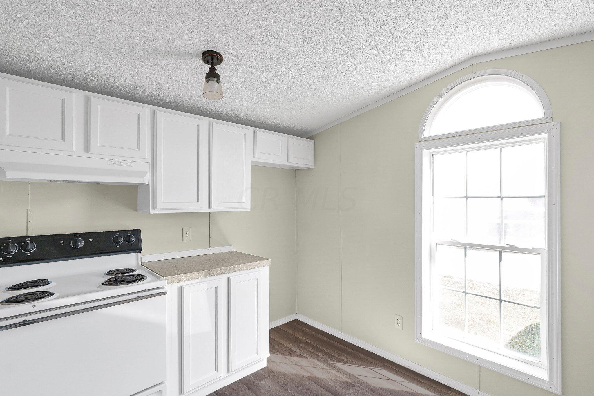 1100 Thornwood Drive Sw, 703 Property Photo 16