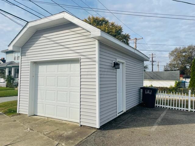 850 E Main Street Property Photo 4