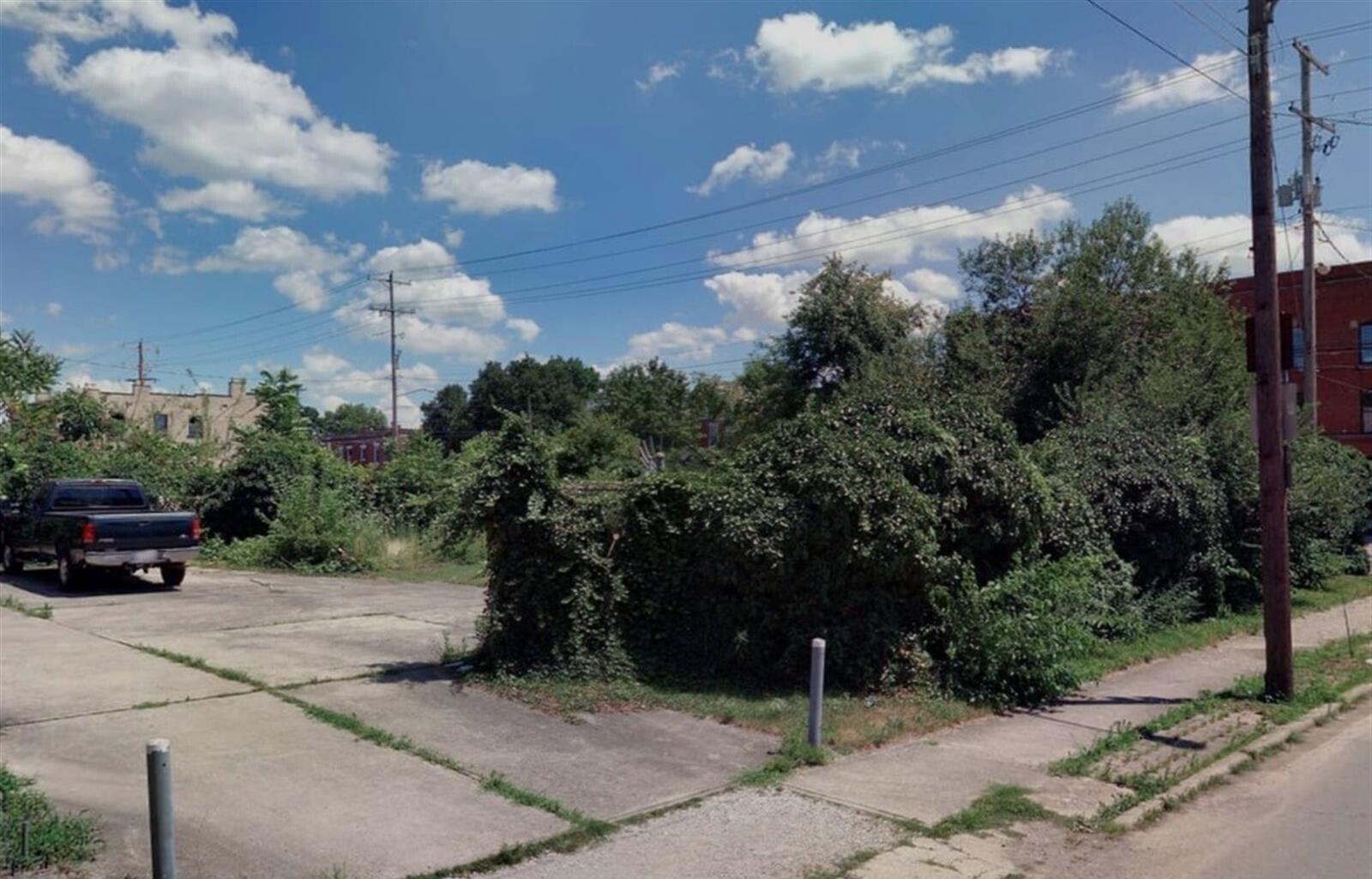 1230 E Main Street Property Photo 1