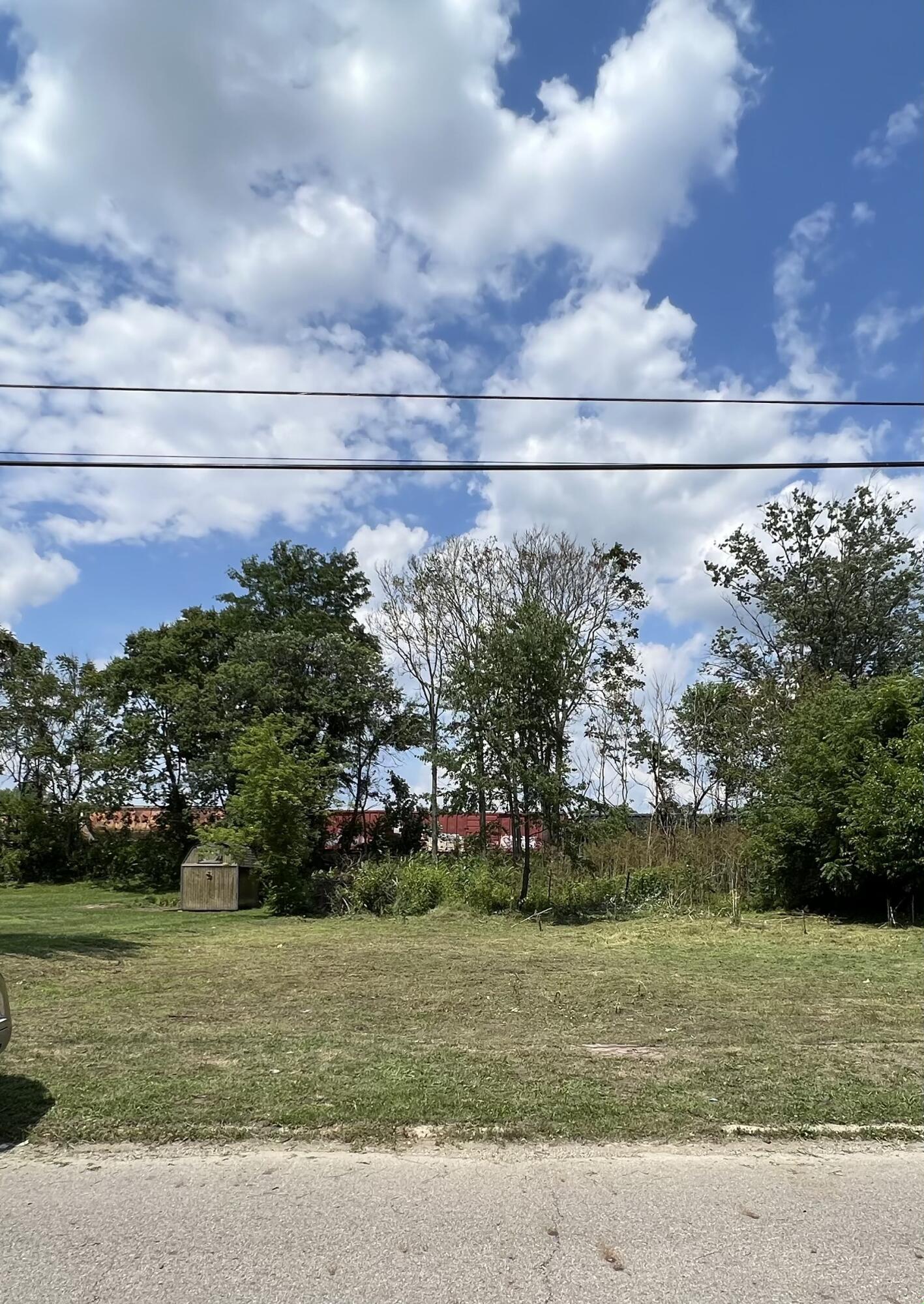 252 Fleek Avenue Property Photo 1