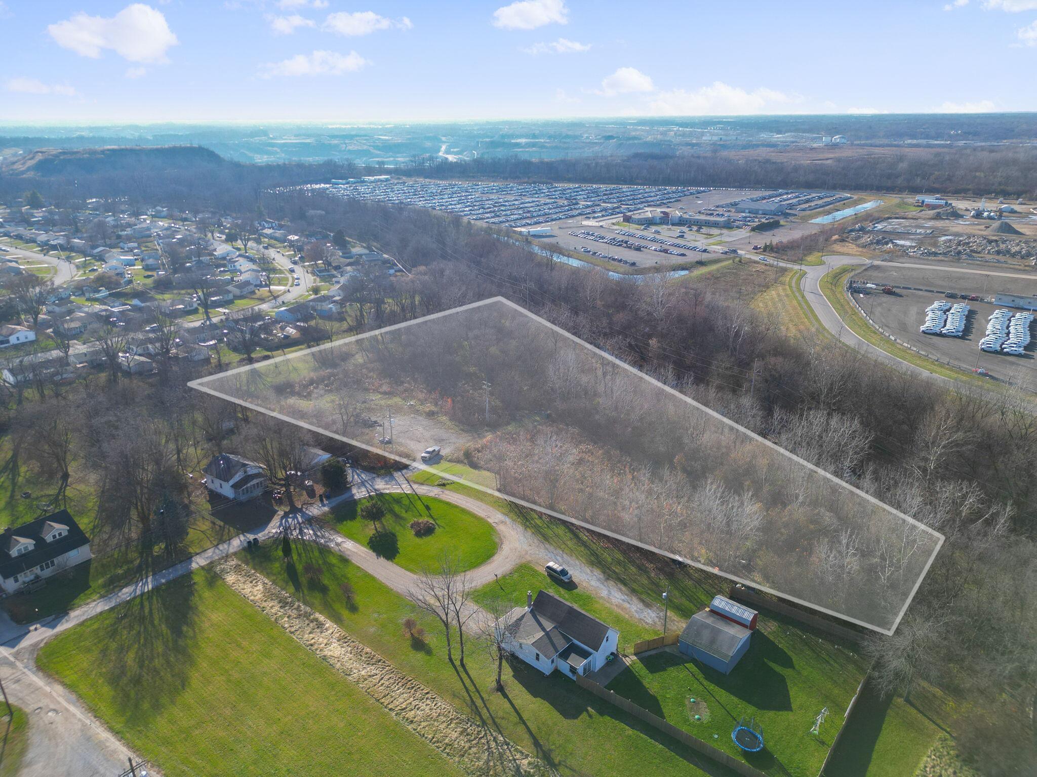 115 W Castle Road Property Photo 3