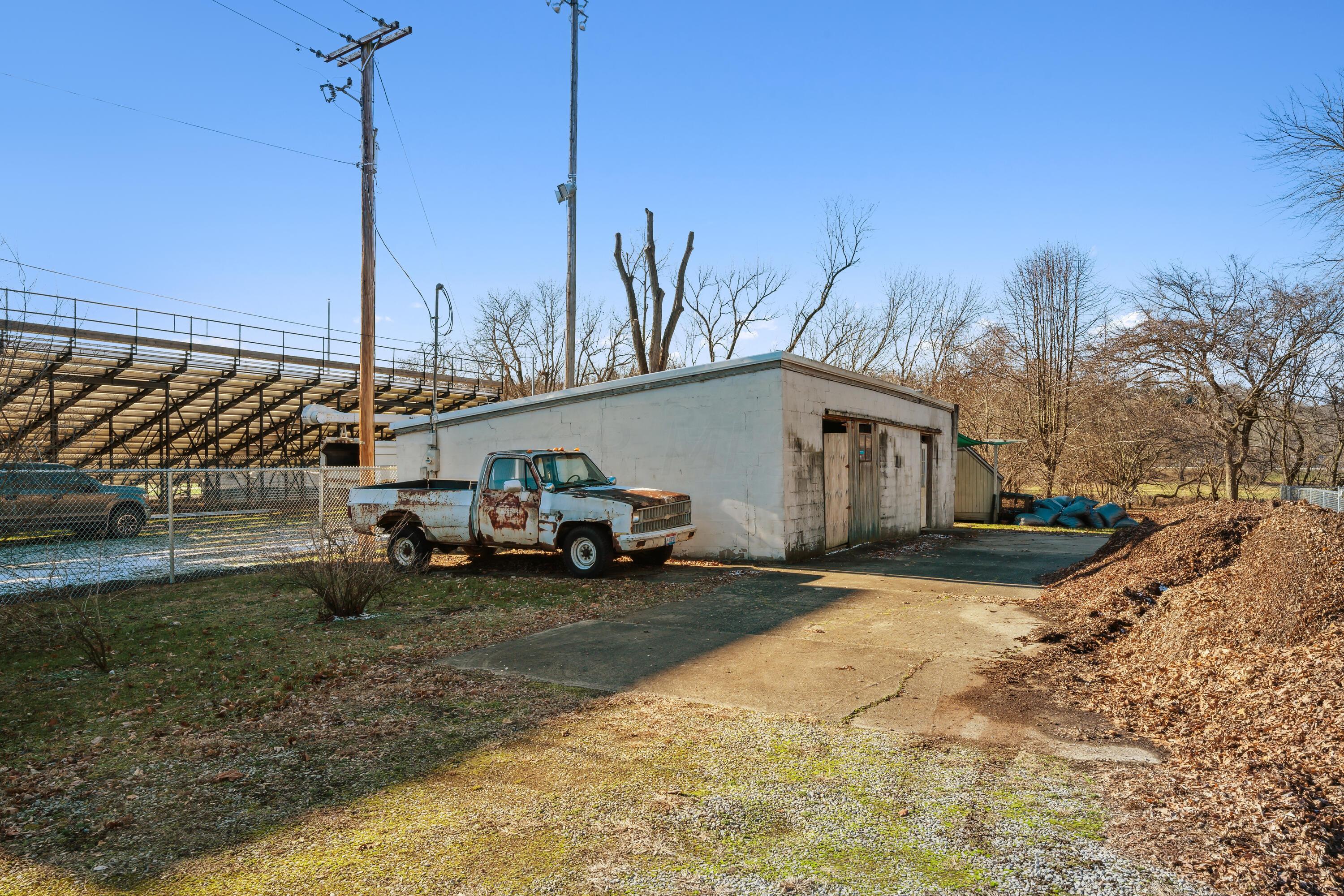 15 Walnut Street Property Photo 33