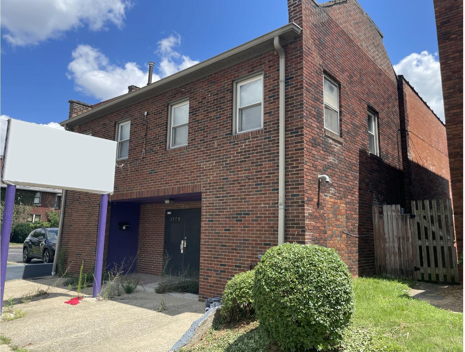 1570 S High Street Property Photo 1