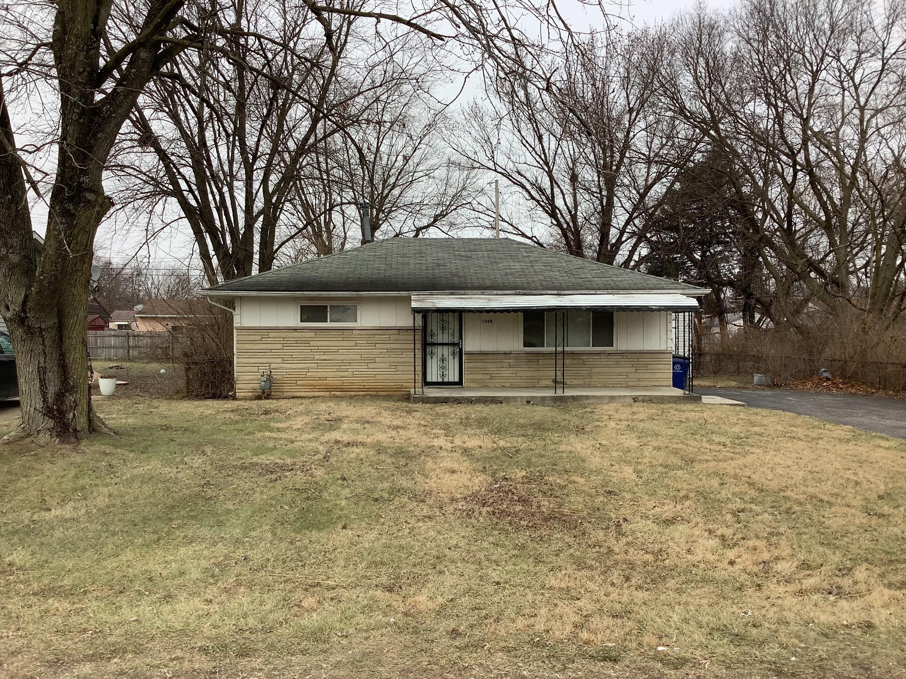 1368 Moundview Avenue Property Photo 1