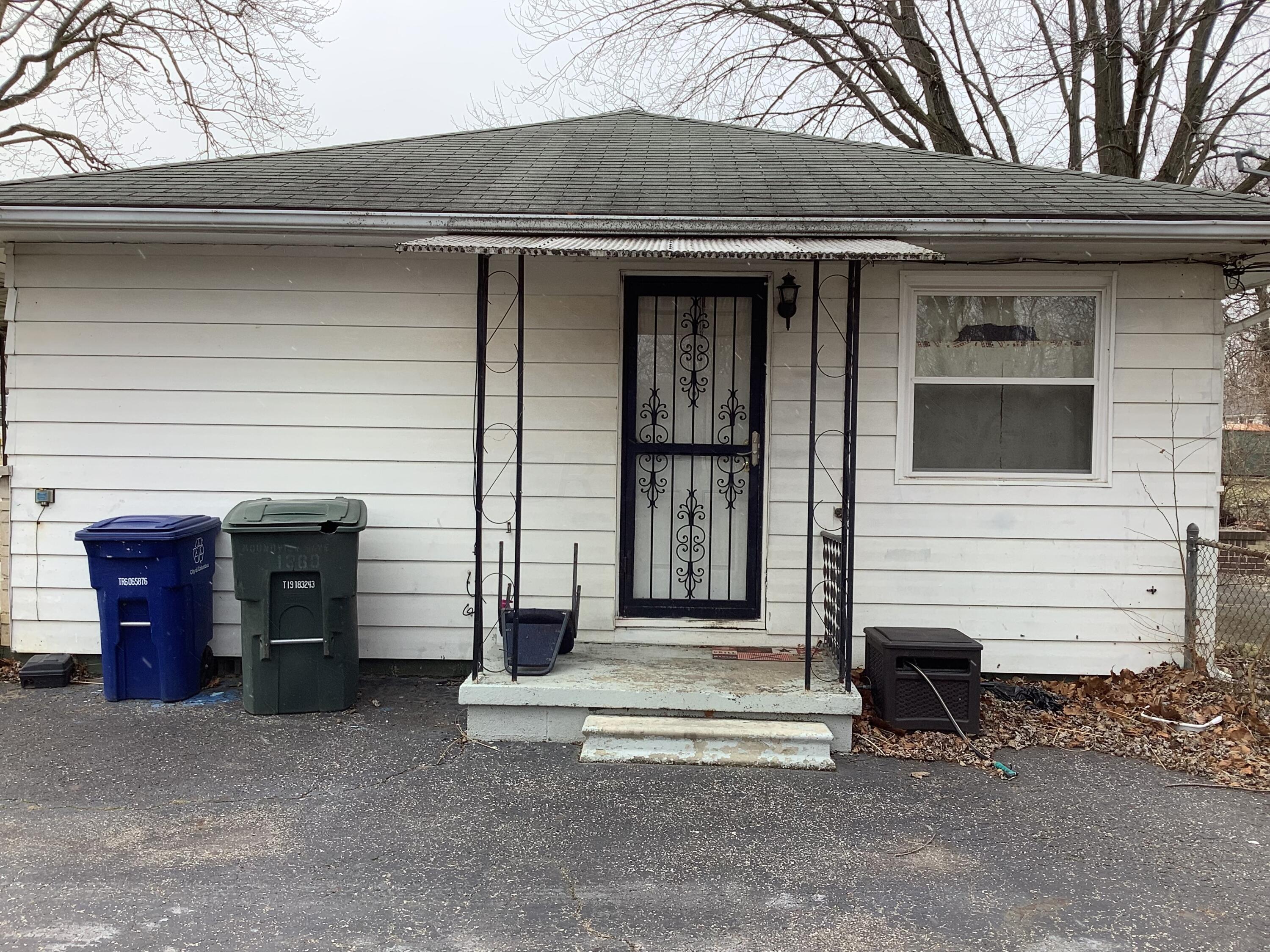 1368 Moundview Avenue Property Photo 4