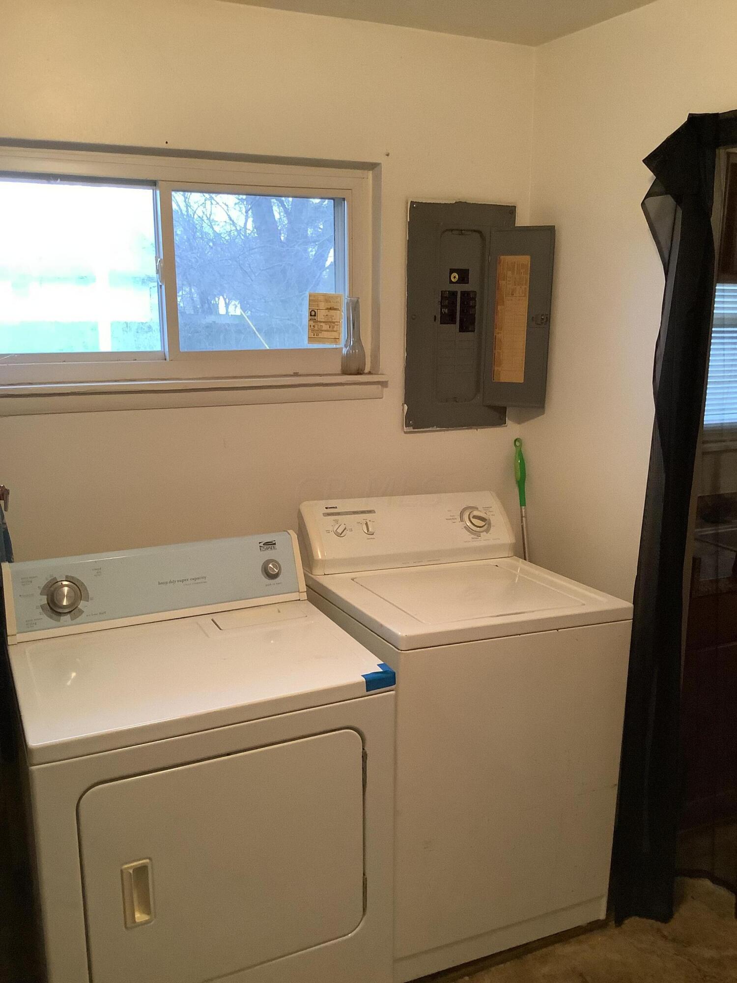 1368 Moundview Avenue Property Photo 8