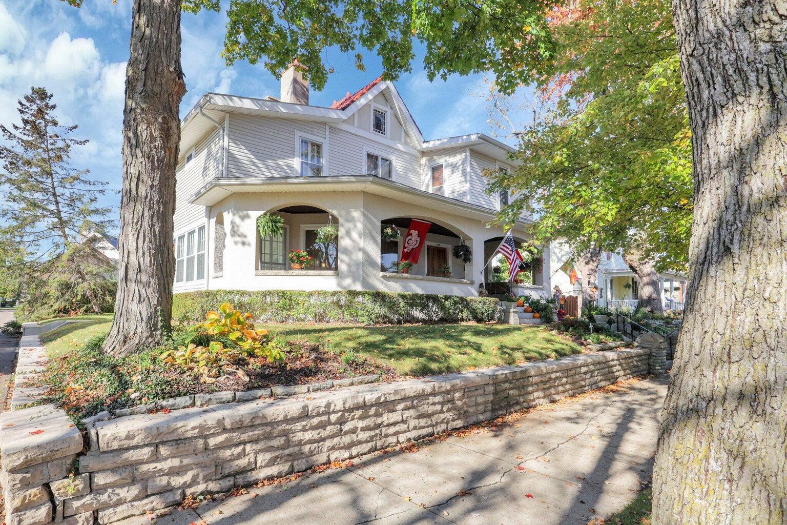 442 E East Street Property Photo