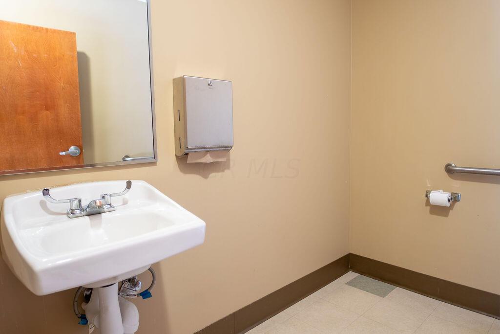 3780 Ridge Mill Drive Property Photo 24