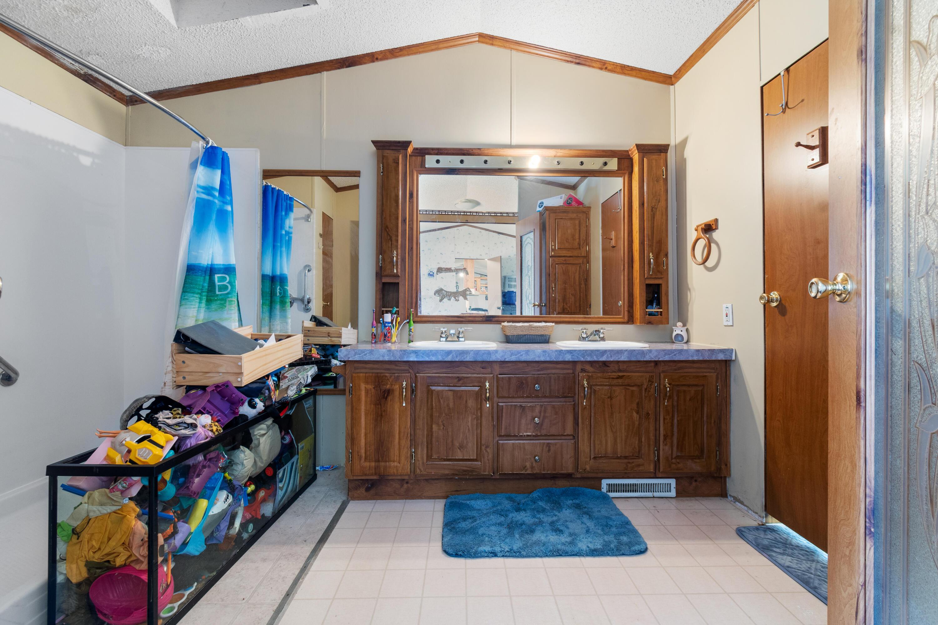 99 Harold Drive Property Photo 15