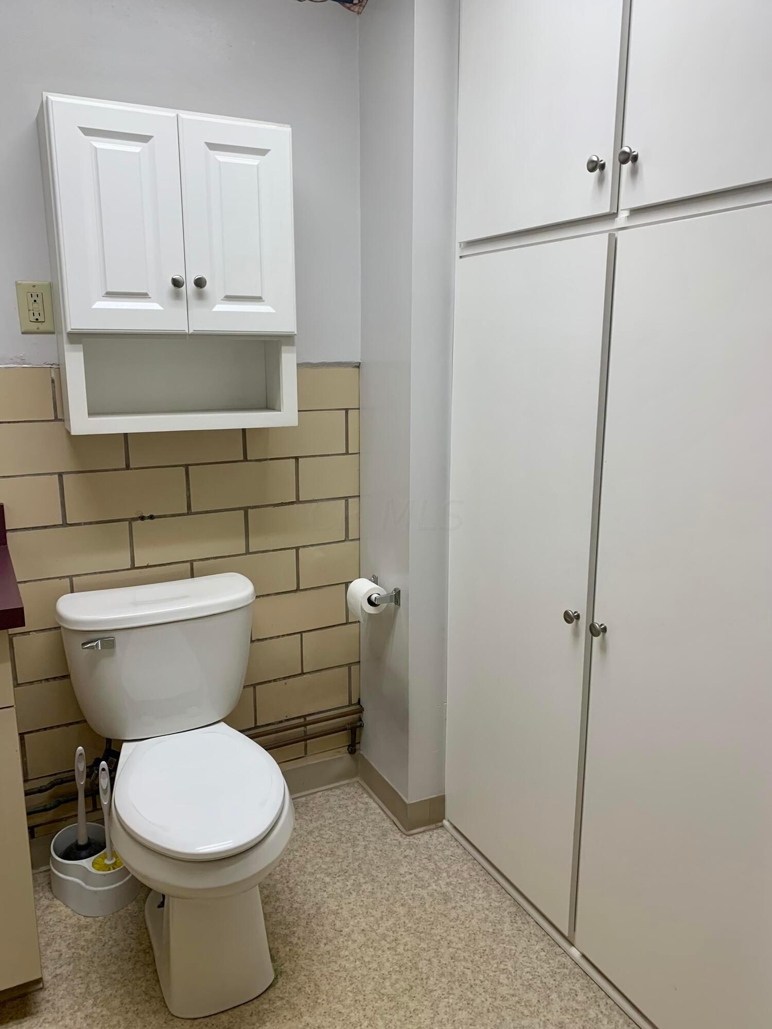 4 E Main Street Property Photo 17
