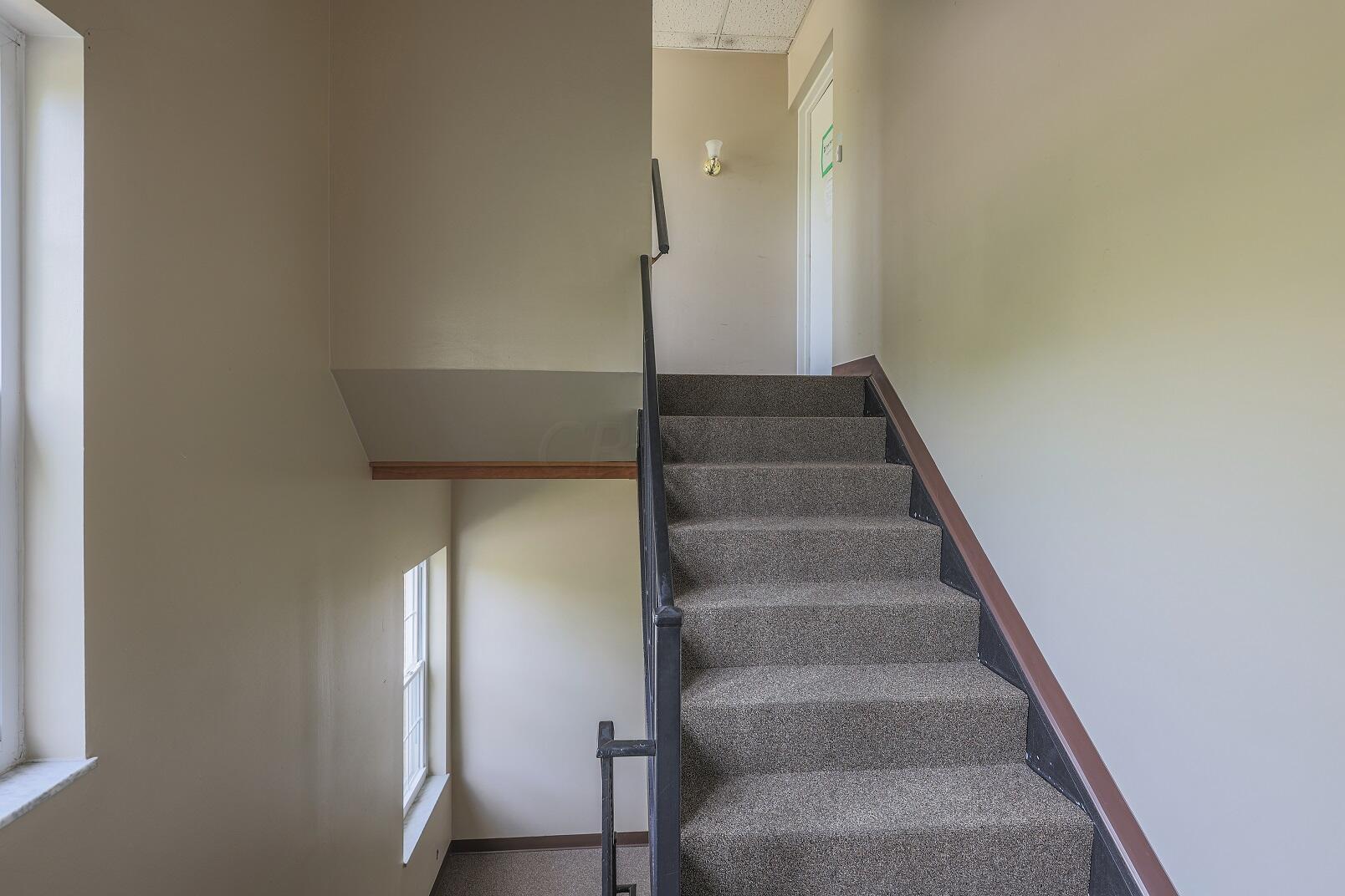 5830 N High Street Property Photo 14