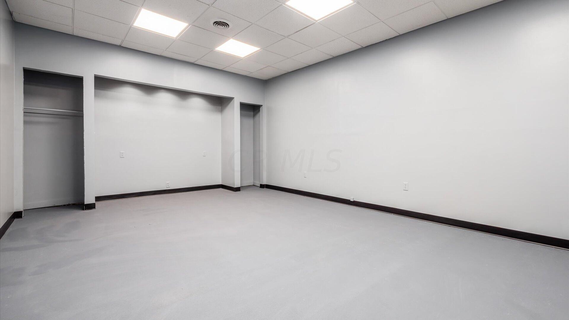 1101 Woodlawn Avenue Avenue Property Photo 12