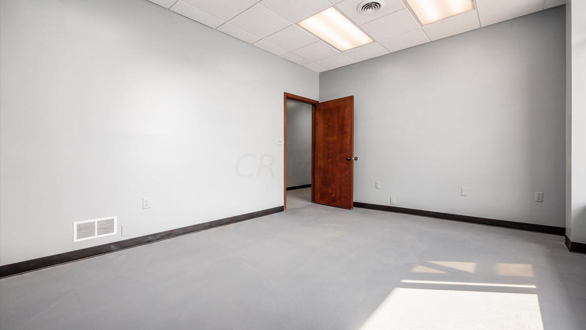1101 Woodlawn Avenue Avenue Property Photo 16