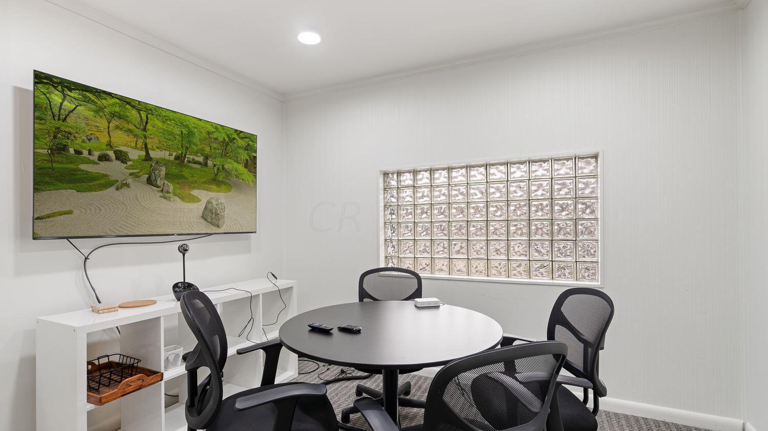 3474 N High Street Property Photo 11