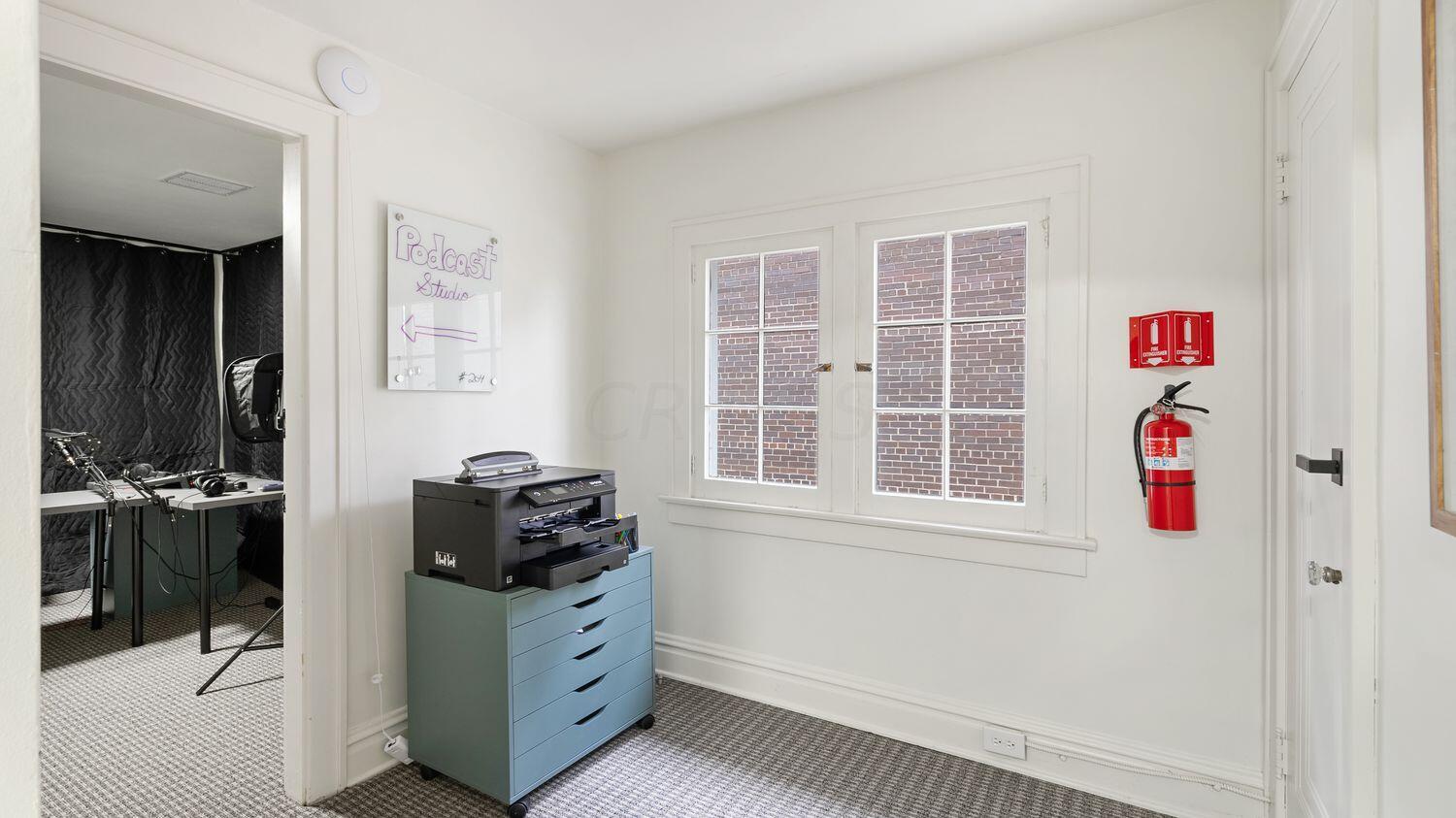 3474 N High Street Property Photo 23