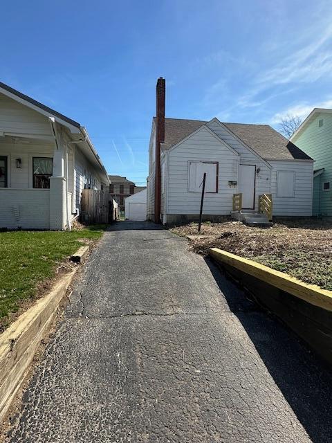 162 S Roys Avenue Property Photo 4