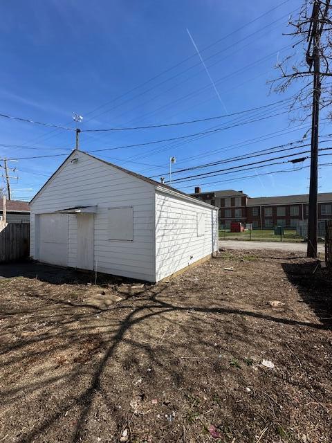 162 S Roys Avenue Property Photo 10