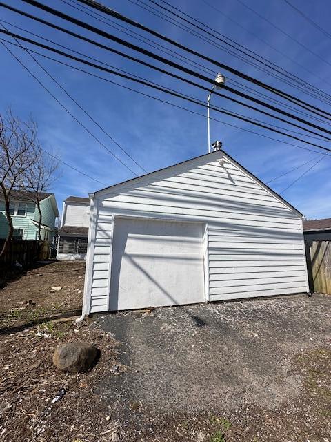 162 S Roys Avenue Property Photo 11