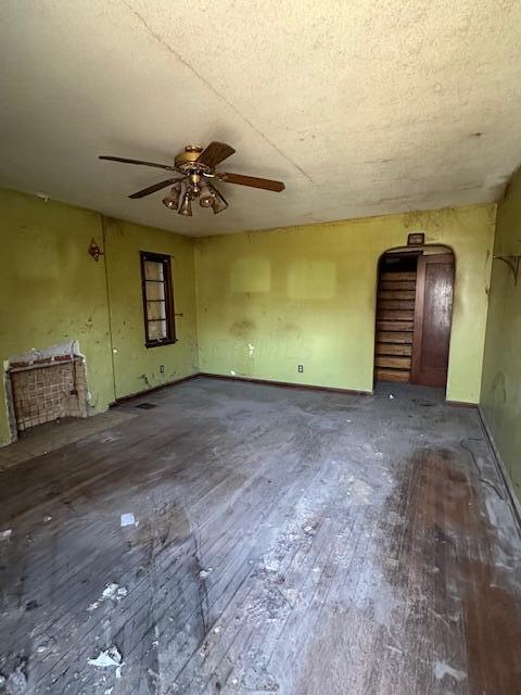 162 S Roys Avenue Property Photo 12
