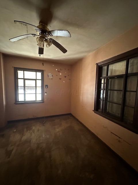 162 S Roys Avenue Property Photo 18