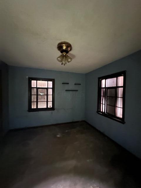 162 S Roys Avenue Property Photo 22