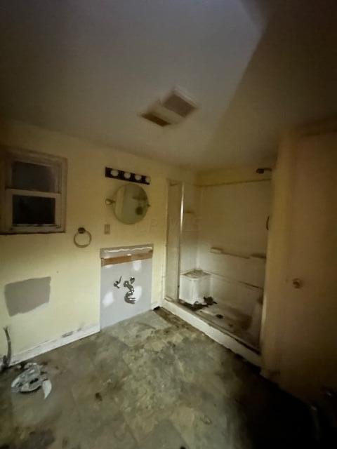 162 S Roys Avenue Property Photo 34