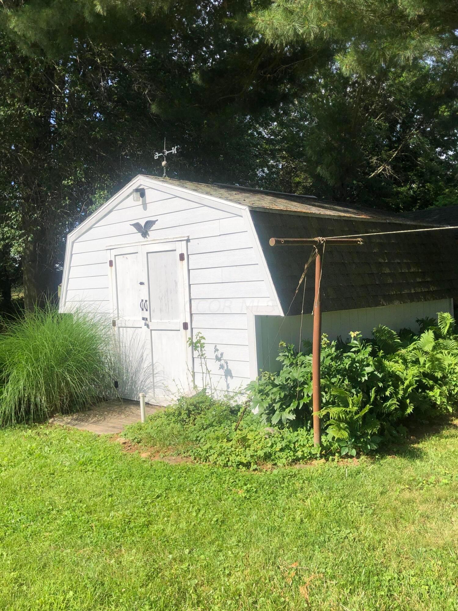 10047 Loop Road Property Photo 14