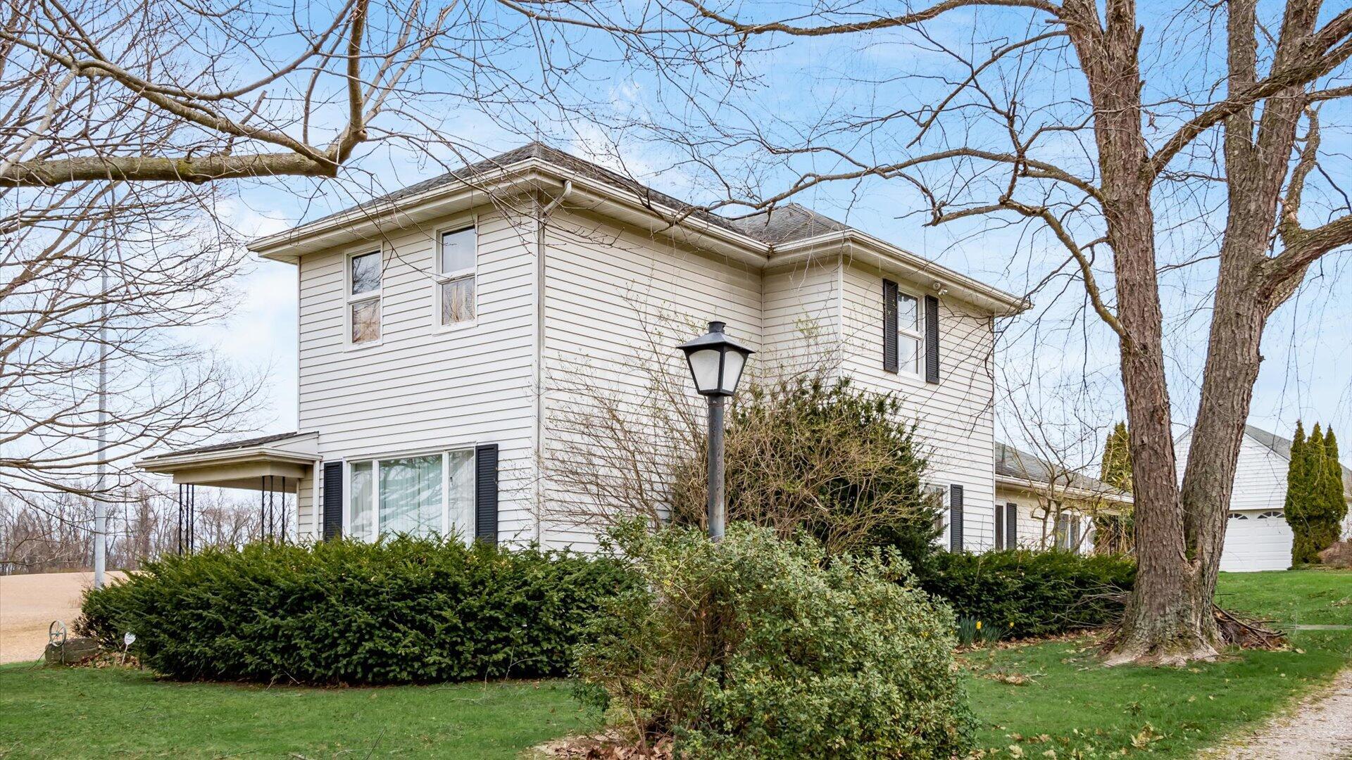 5185 Linnville Road Property Photo 3